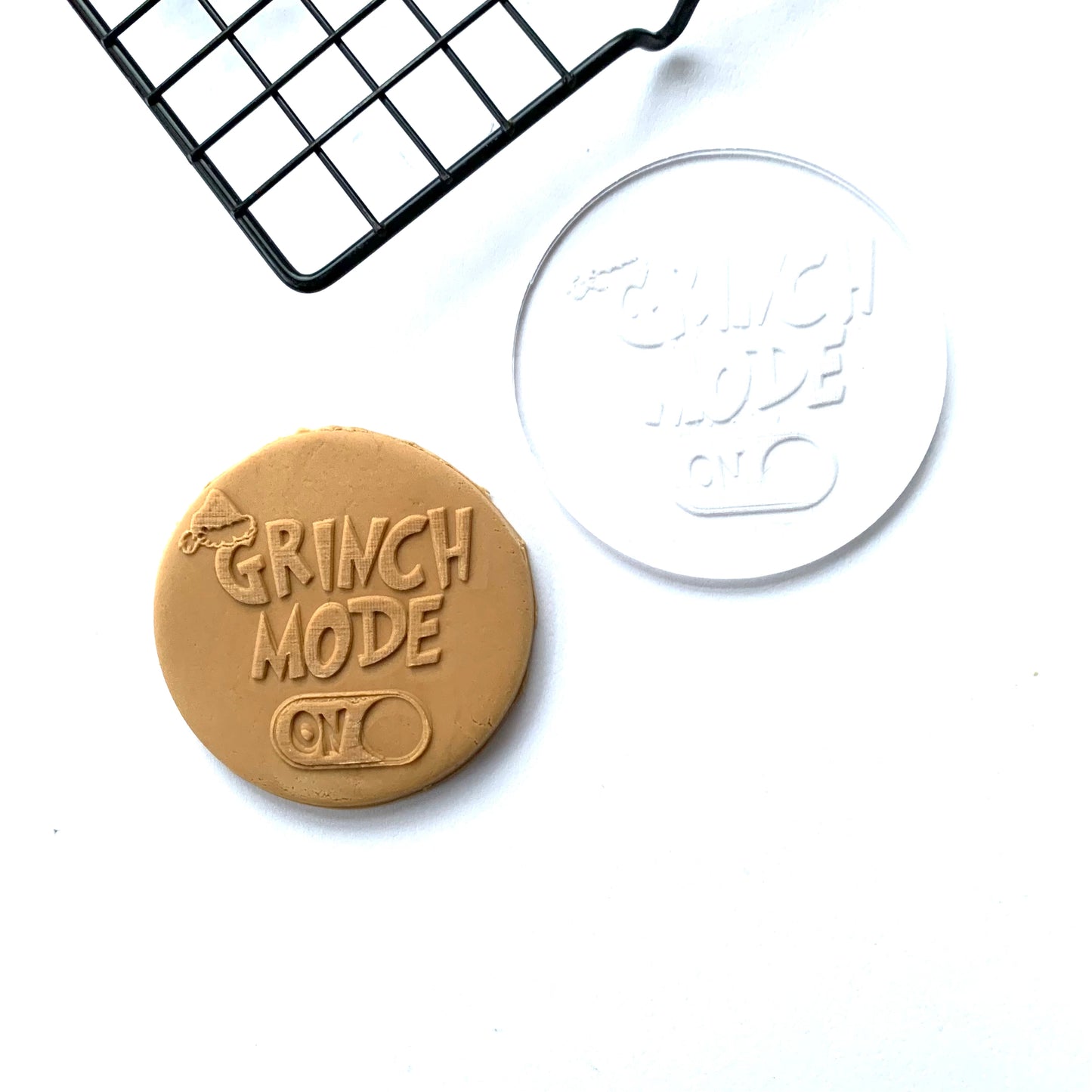 Christmas - Grinch mode on debossing