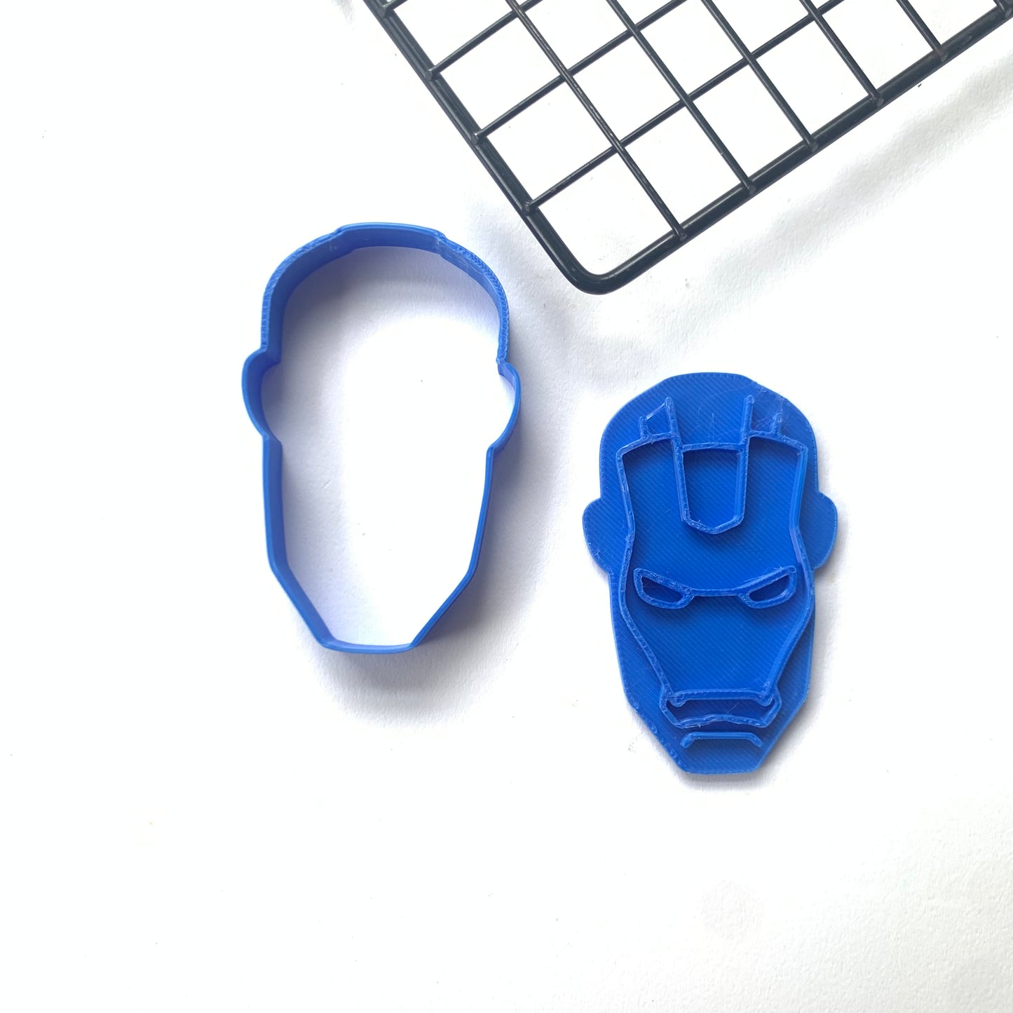 Iron Man Marvel Uk SELLER Biscuit Cookie Cutter Fondant Cake Decorating MEG cookie cutters