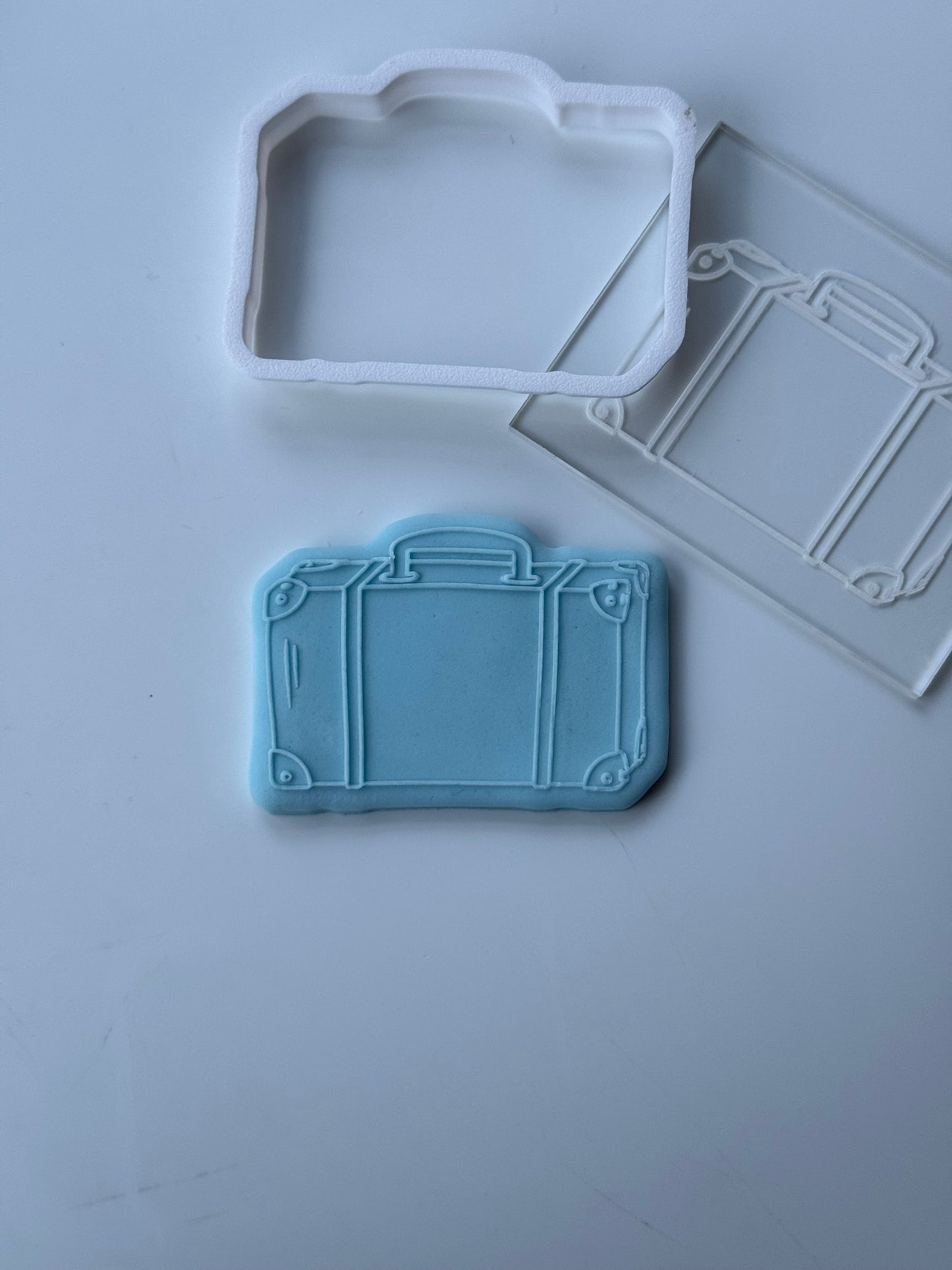 Travel trolley - deboss and matching cutter M1029