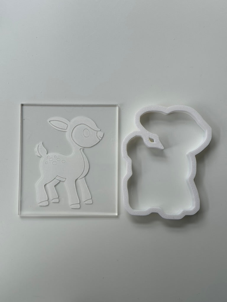 Deer - woodland - deboss + matching cutter - Design n2
