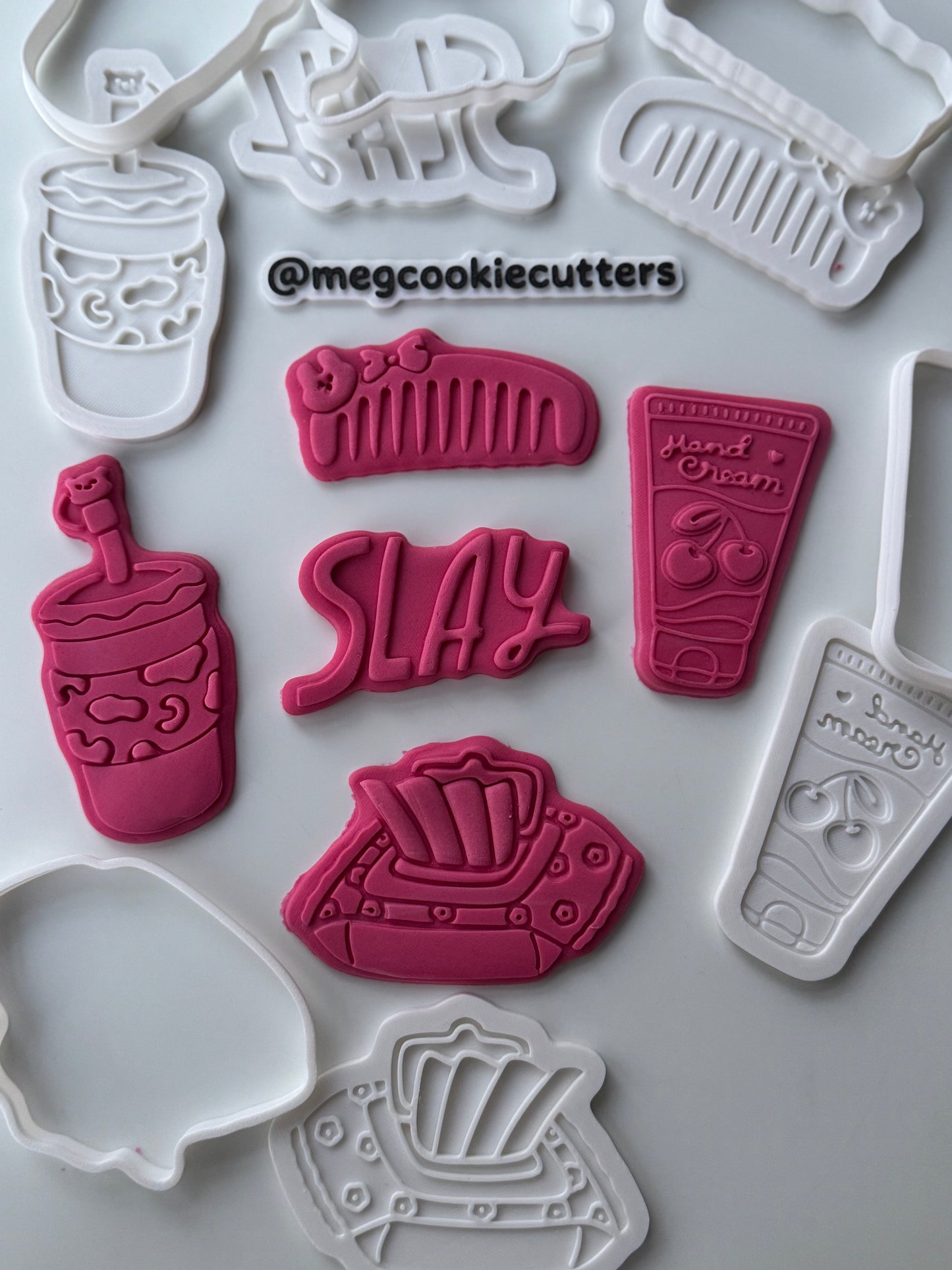 Trendy Girl - Brush - 3d printed deboss and cutter