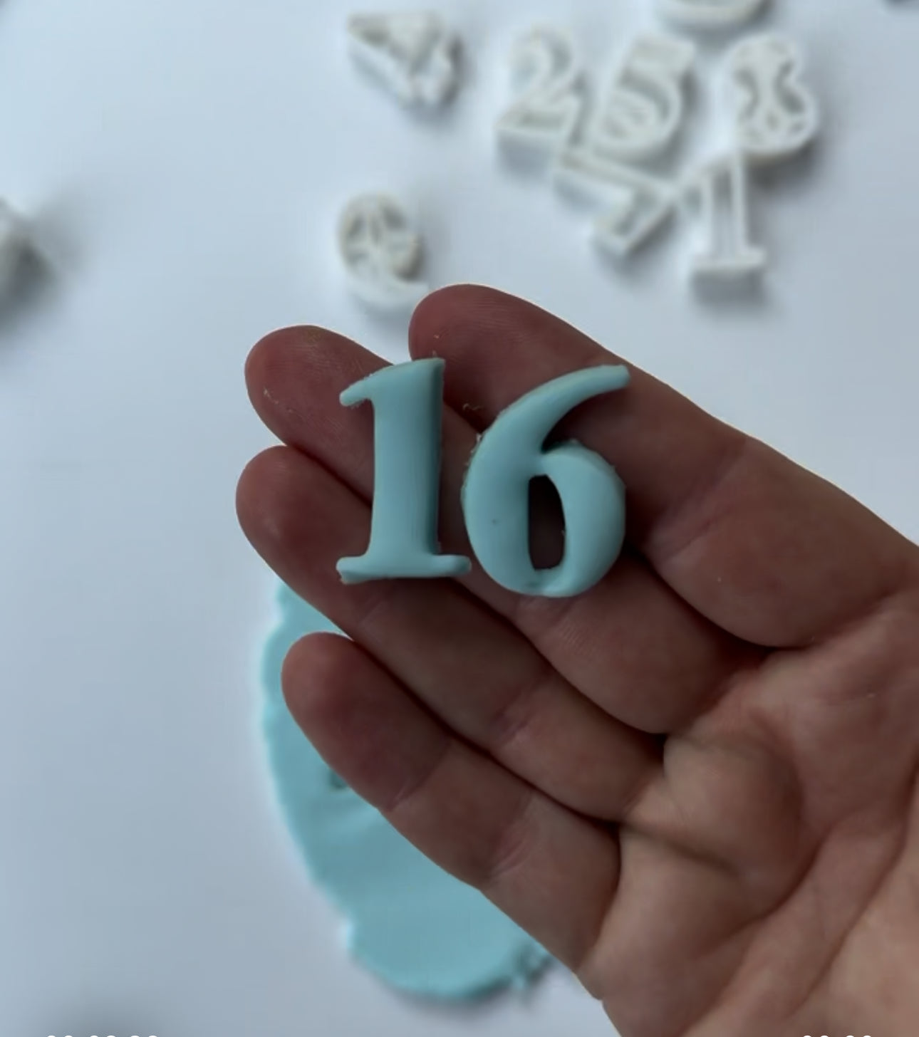 Number set 0 to 8 cookie cutter - times new roman MS1024