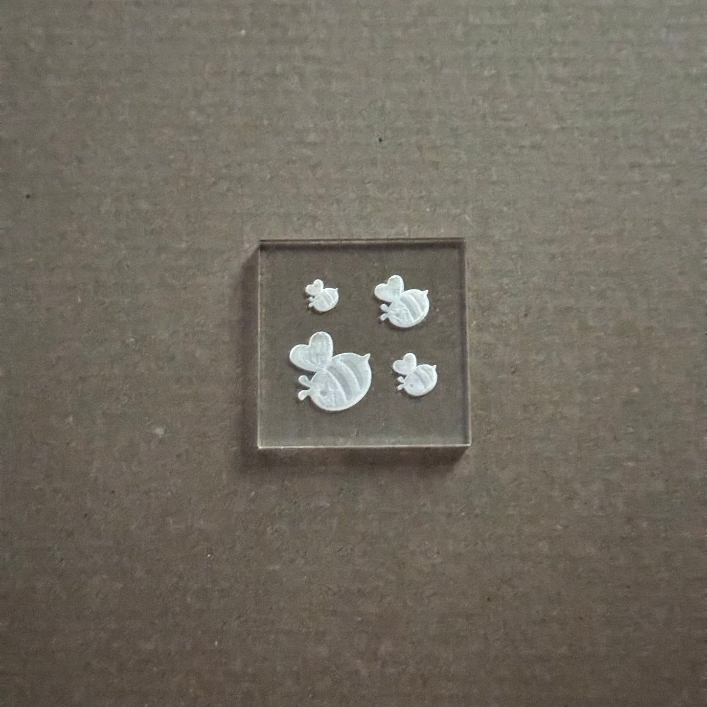 Bee theme - small bee x 4 size - deboss and cutter