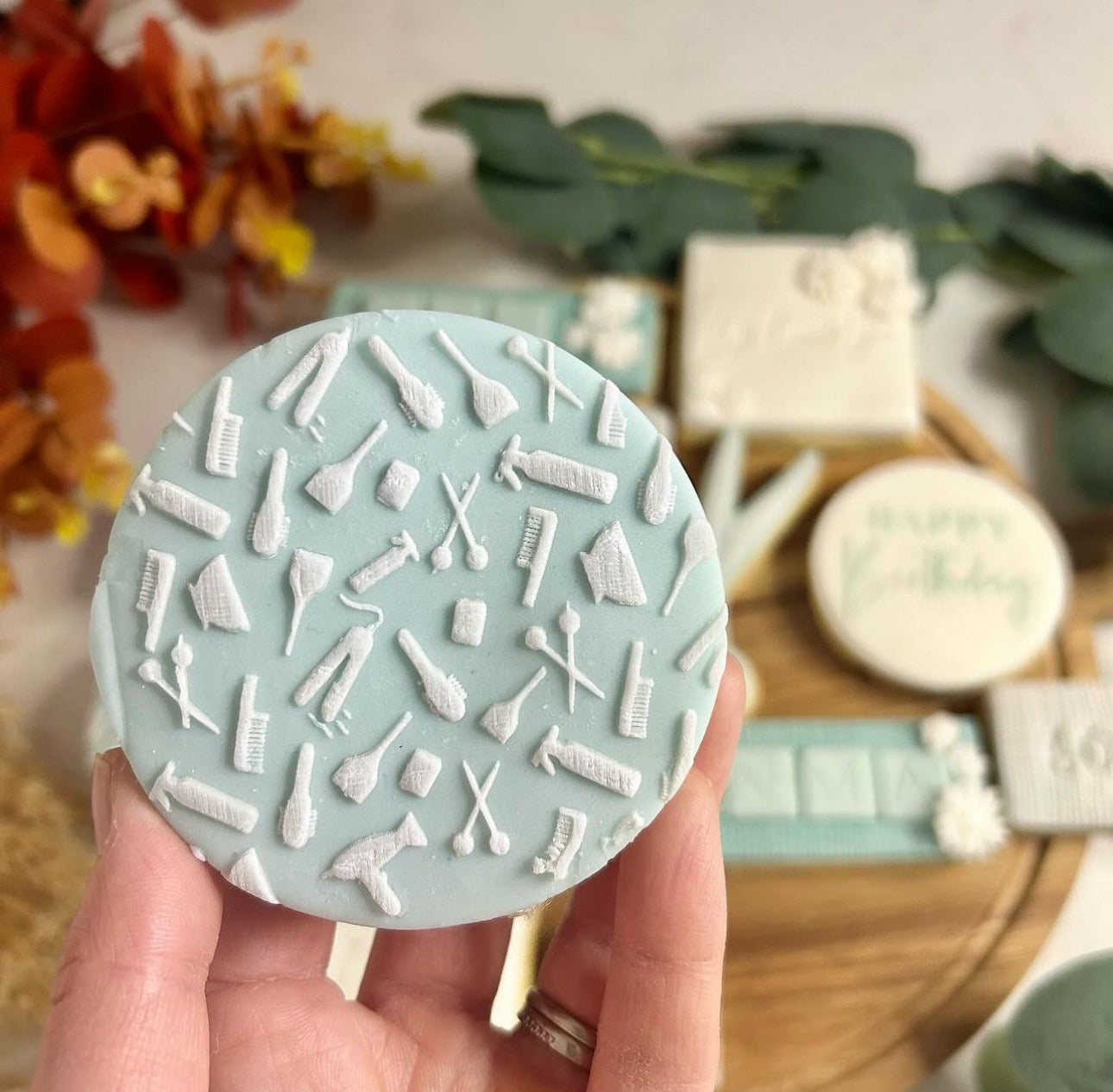 Hairdresser pattern debossing