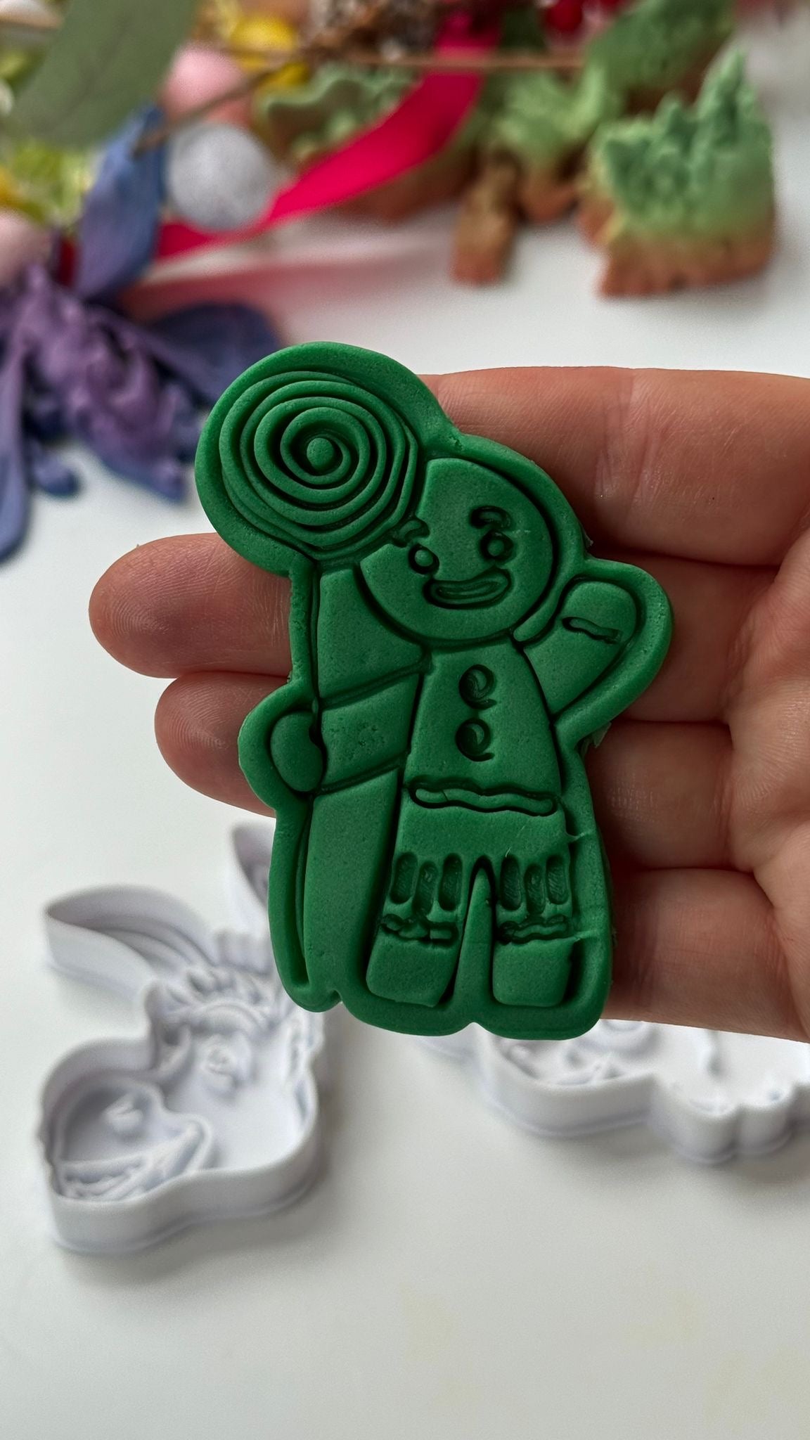 cartoon stamp + cutter