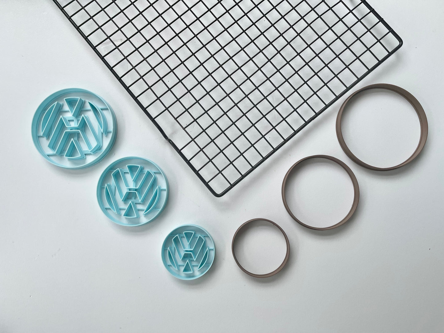 VW Automotive 005 Cookie Fondant Cutter Cake Decorating 5.5 cm 7.5 cm 9 cm UK MEG cookie cutters