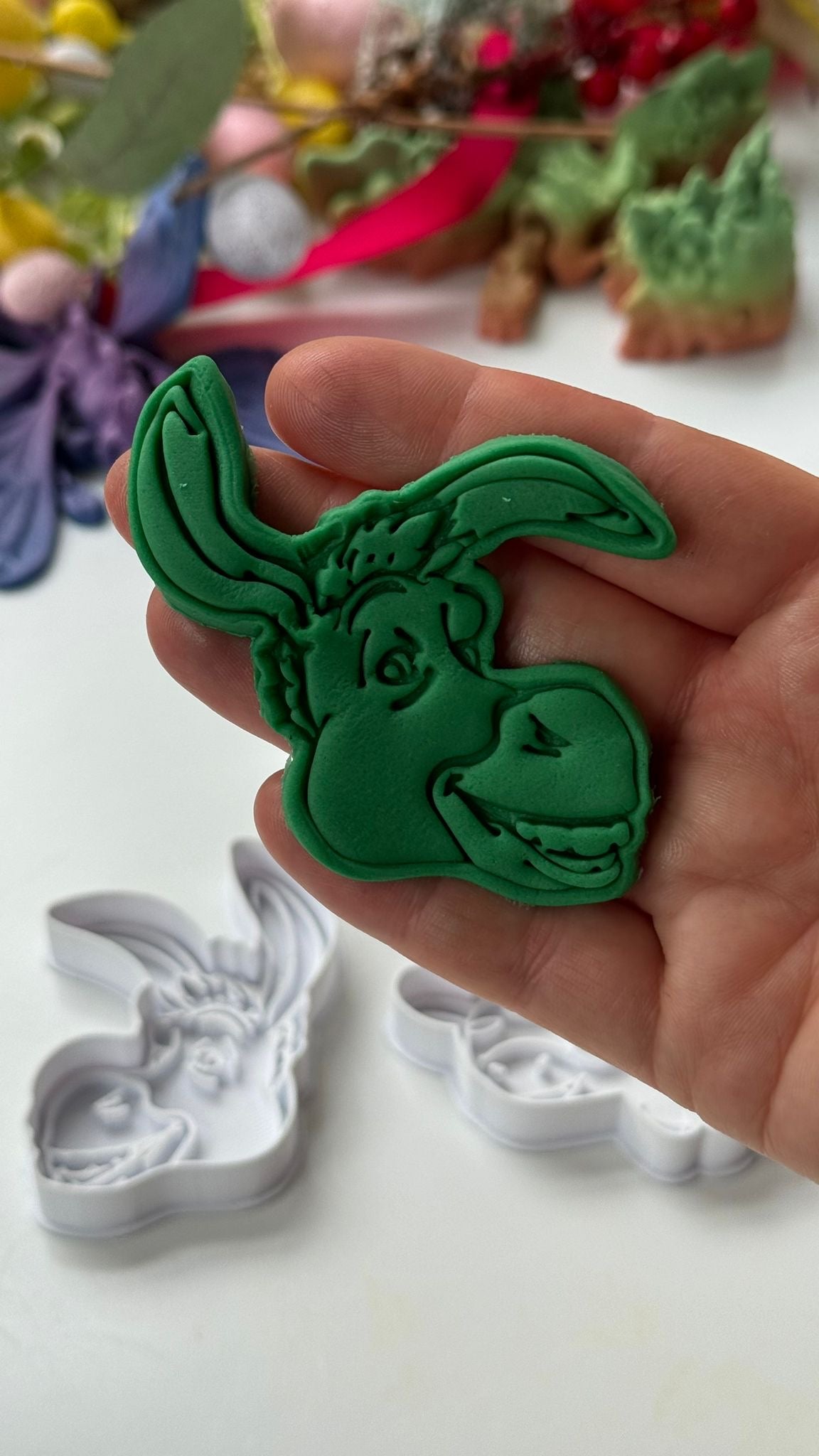 cartoon stamp + cutter