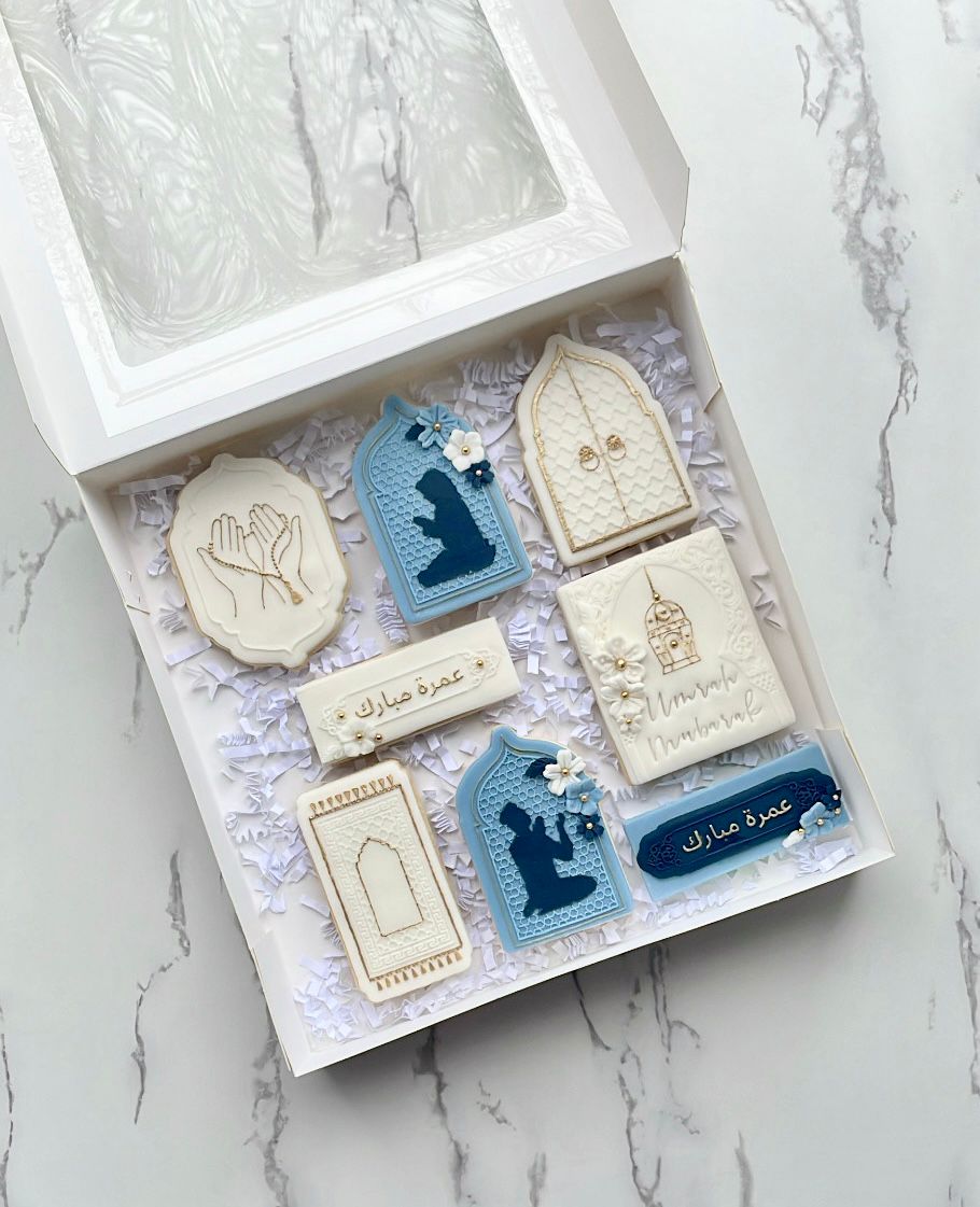 praying hands - prayer - Eid / ramadan deboss + matching cutter M1001