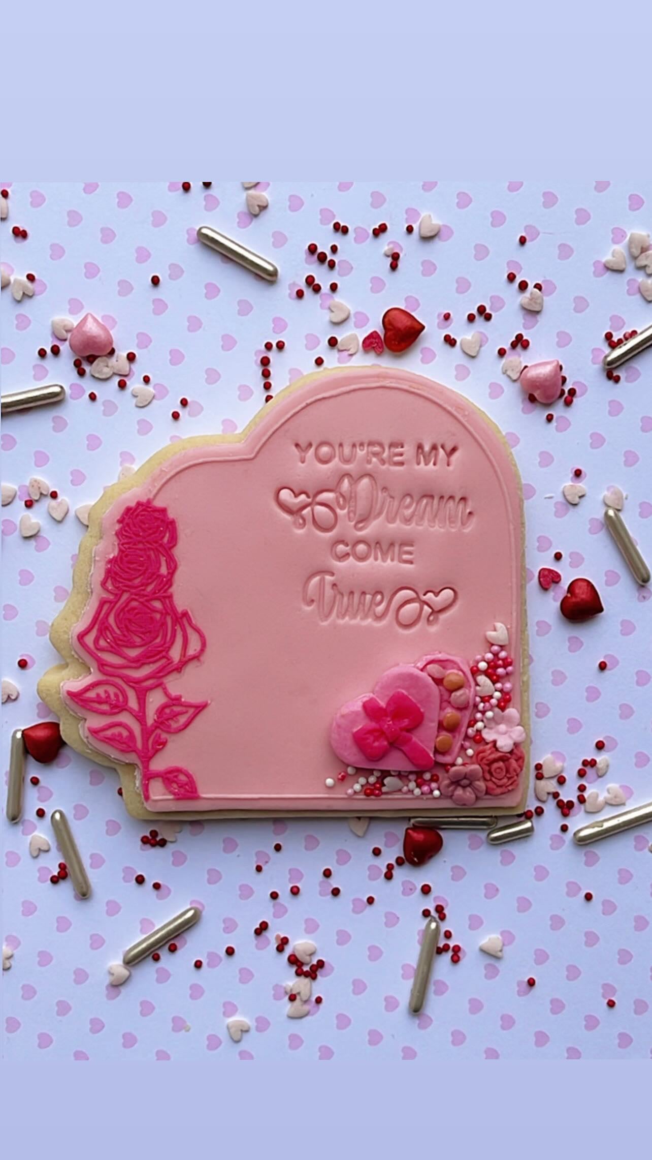 Valentine arch 2 debossing + matching cutter