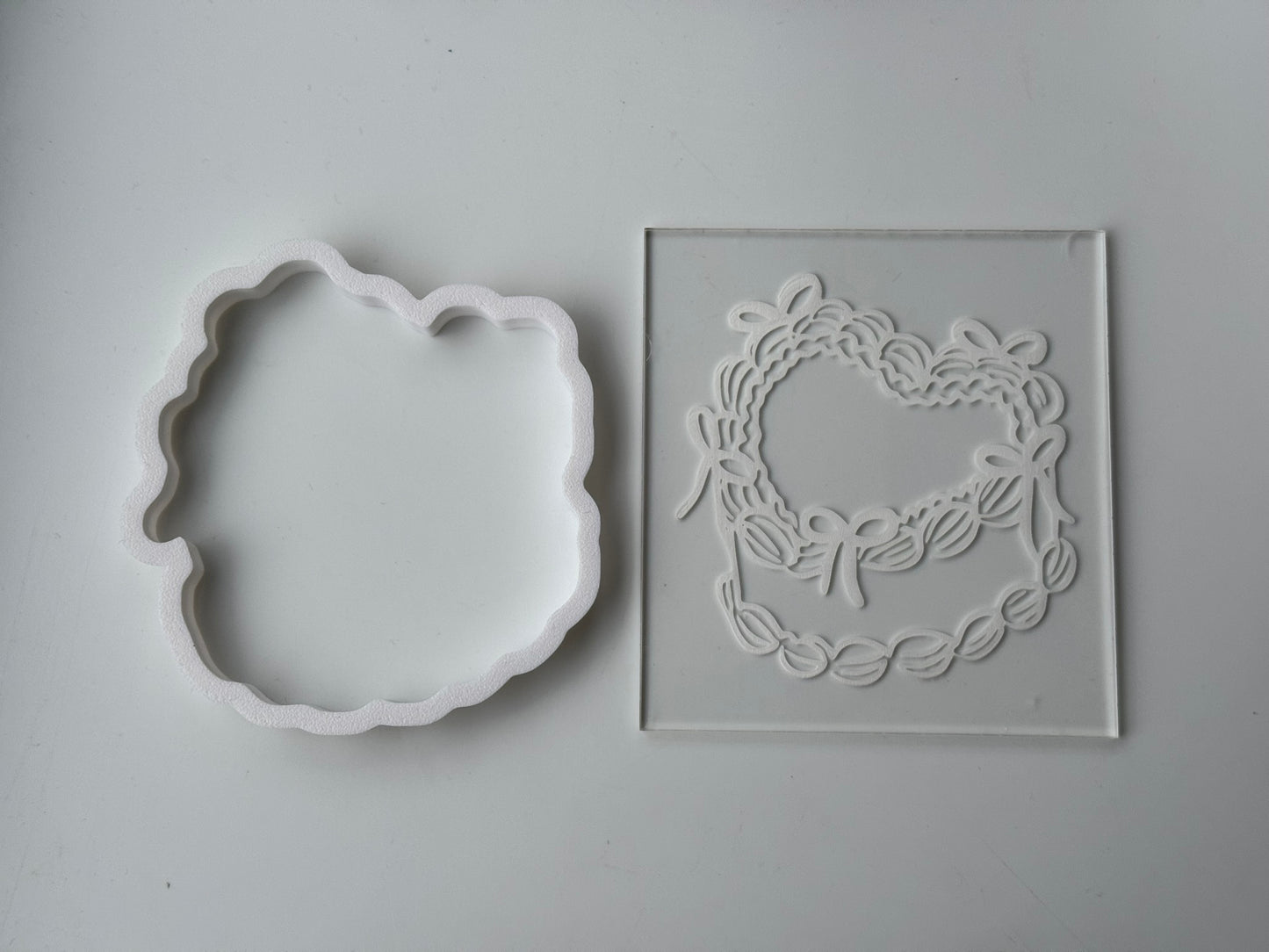 bow vintage cake - Cookie Cutter + deboss M1016