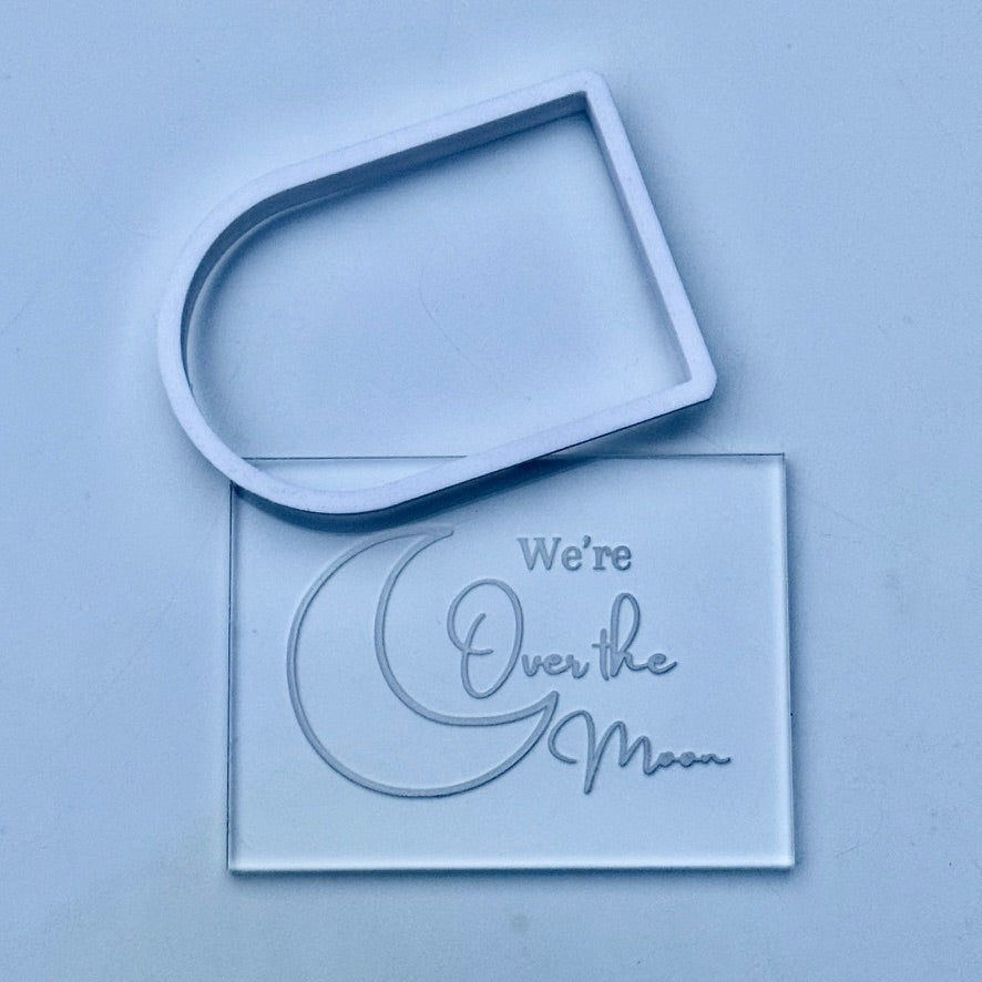 Baby - Debossing + matching cutter - we're over the moon - M1013