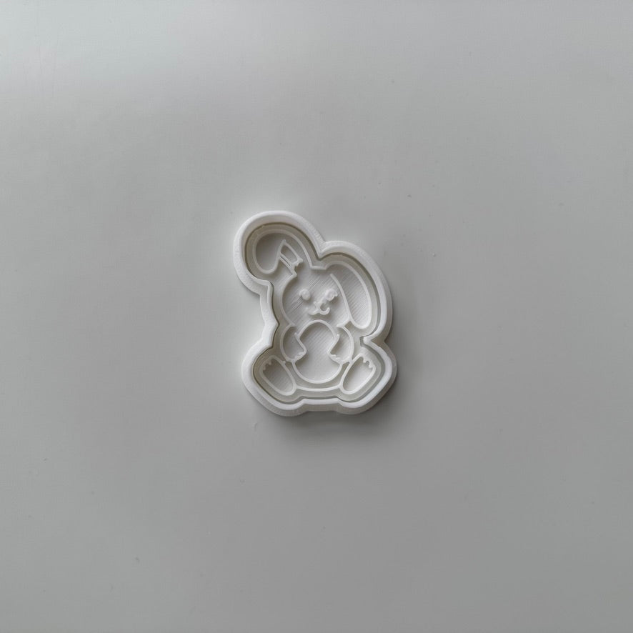 set of 8 EASTER cupcake size stamp + cutter MS1022