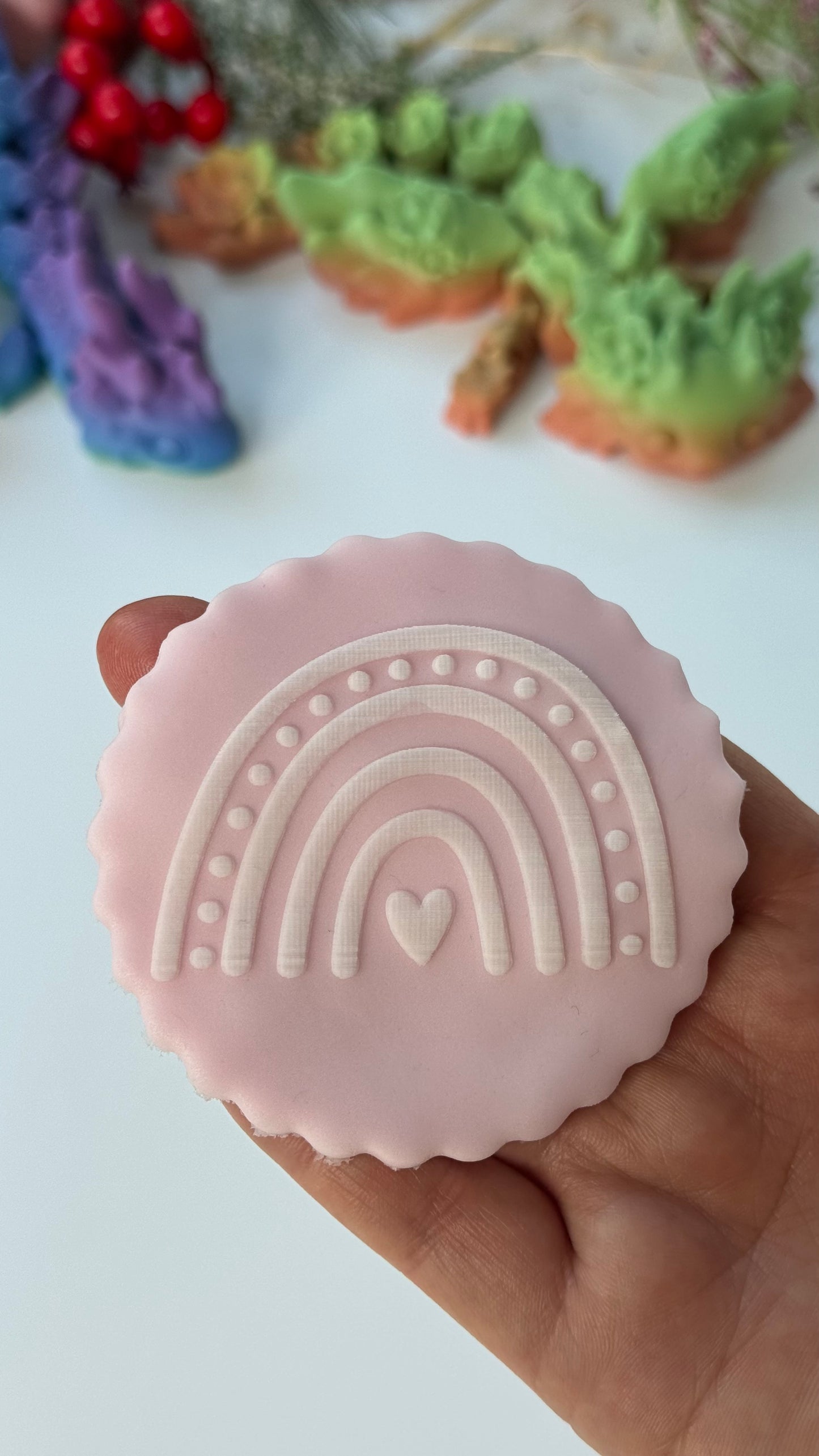 Boho Rainbow deboss - disc