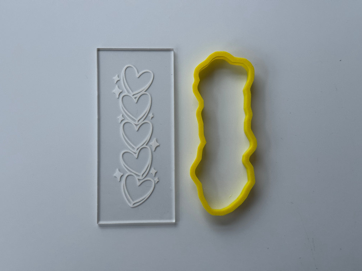 5 hearts deboss and cutter - MS1016