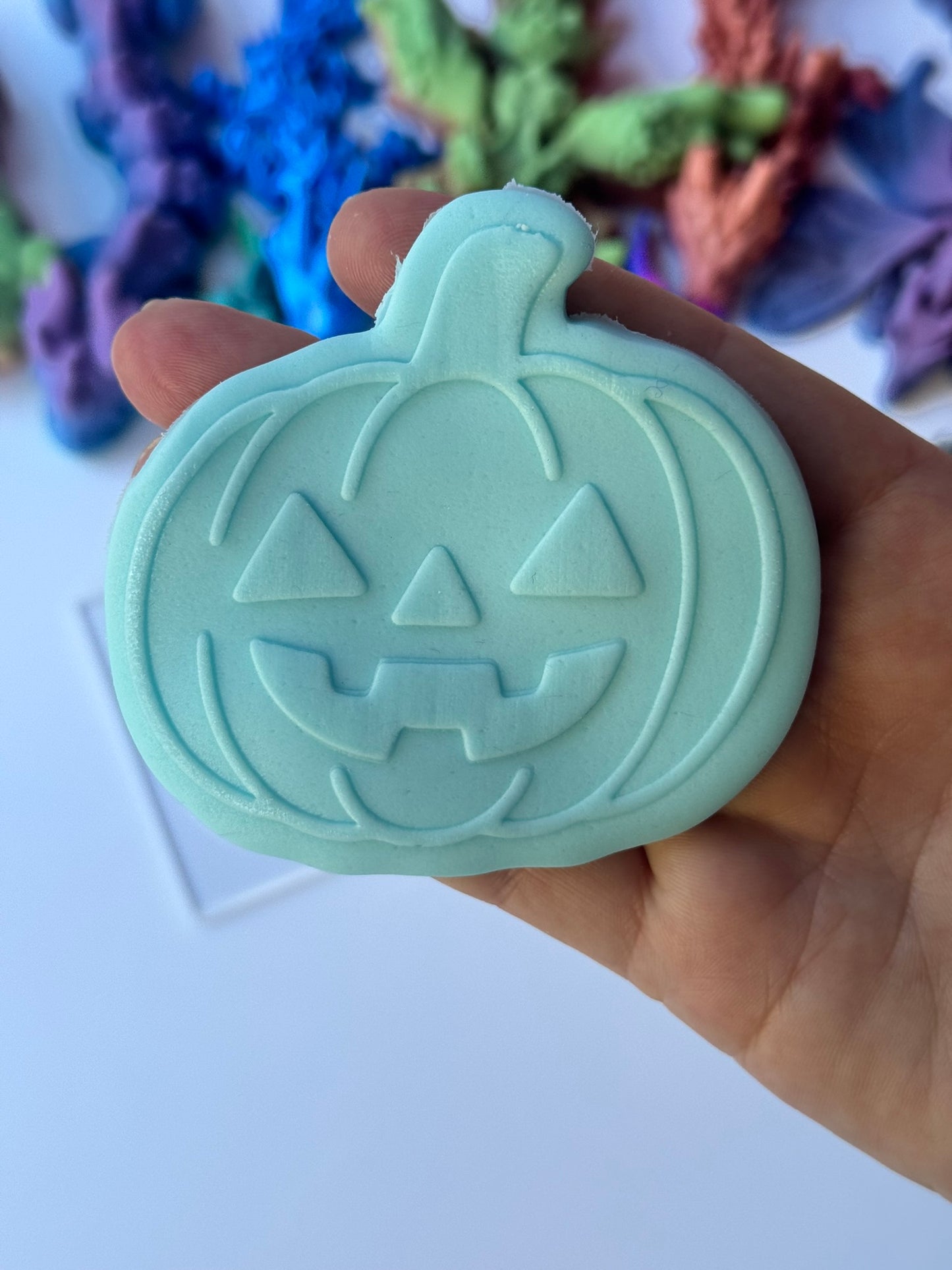 Halloween - spooky cute pumpkin - deboss and matching cutter M1065