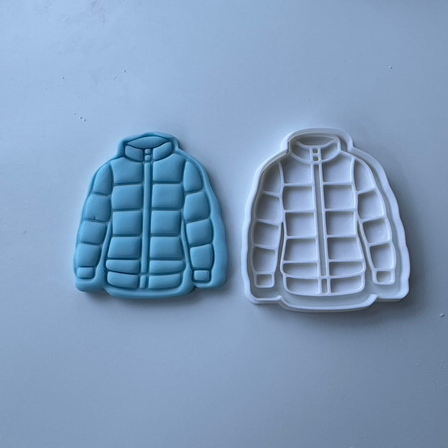 winter skiing jacket - stamp + matching cutter M1032