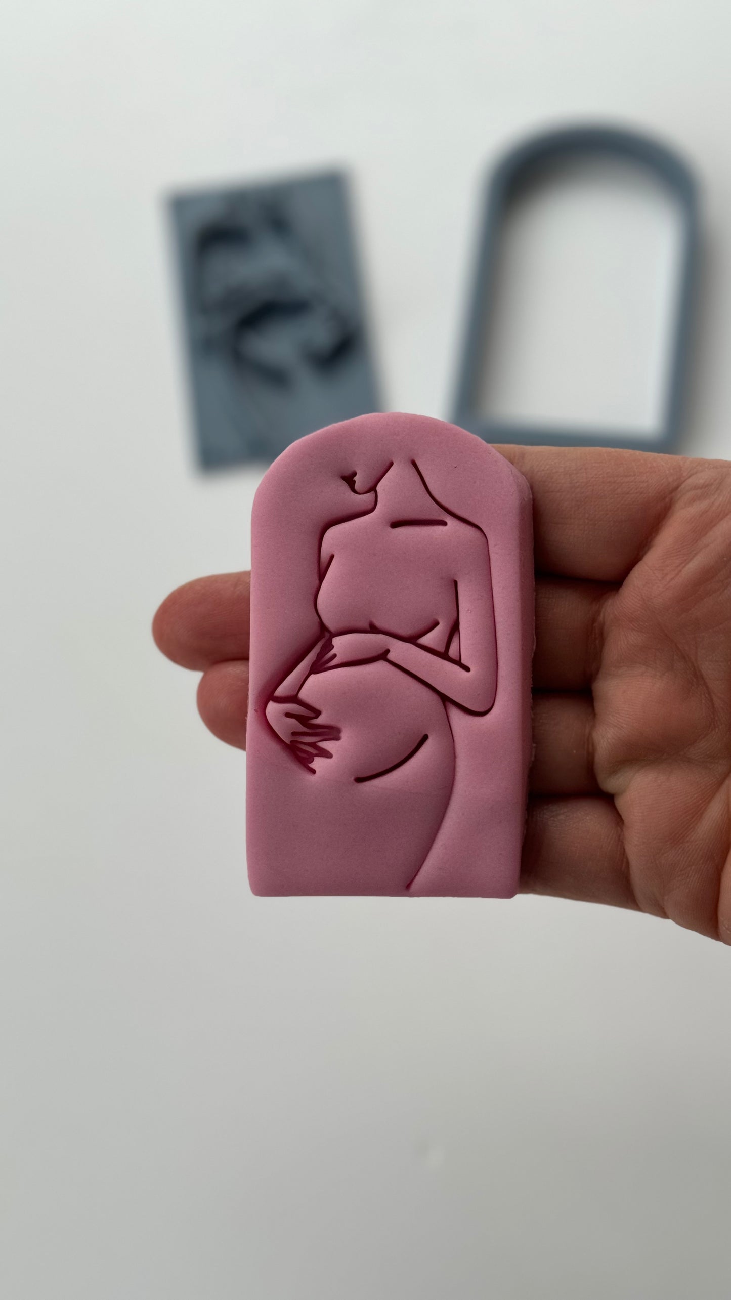 Pregnant woman stamp + matching cutter