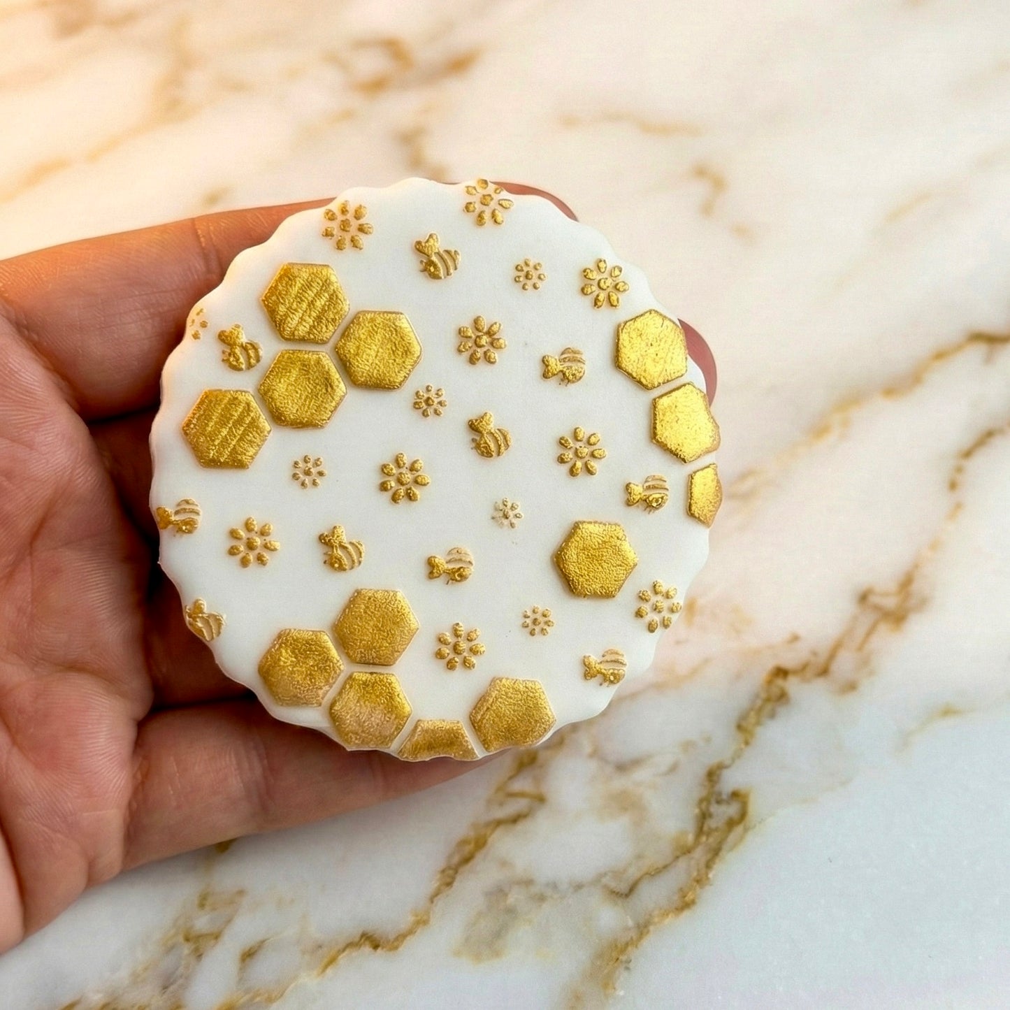 Bee theme - honey bee texture pattern deboss