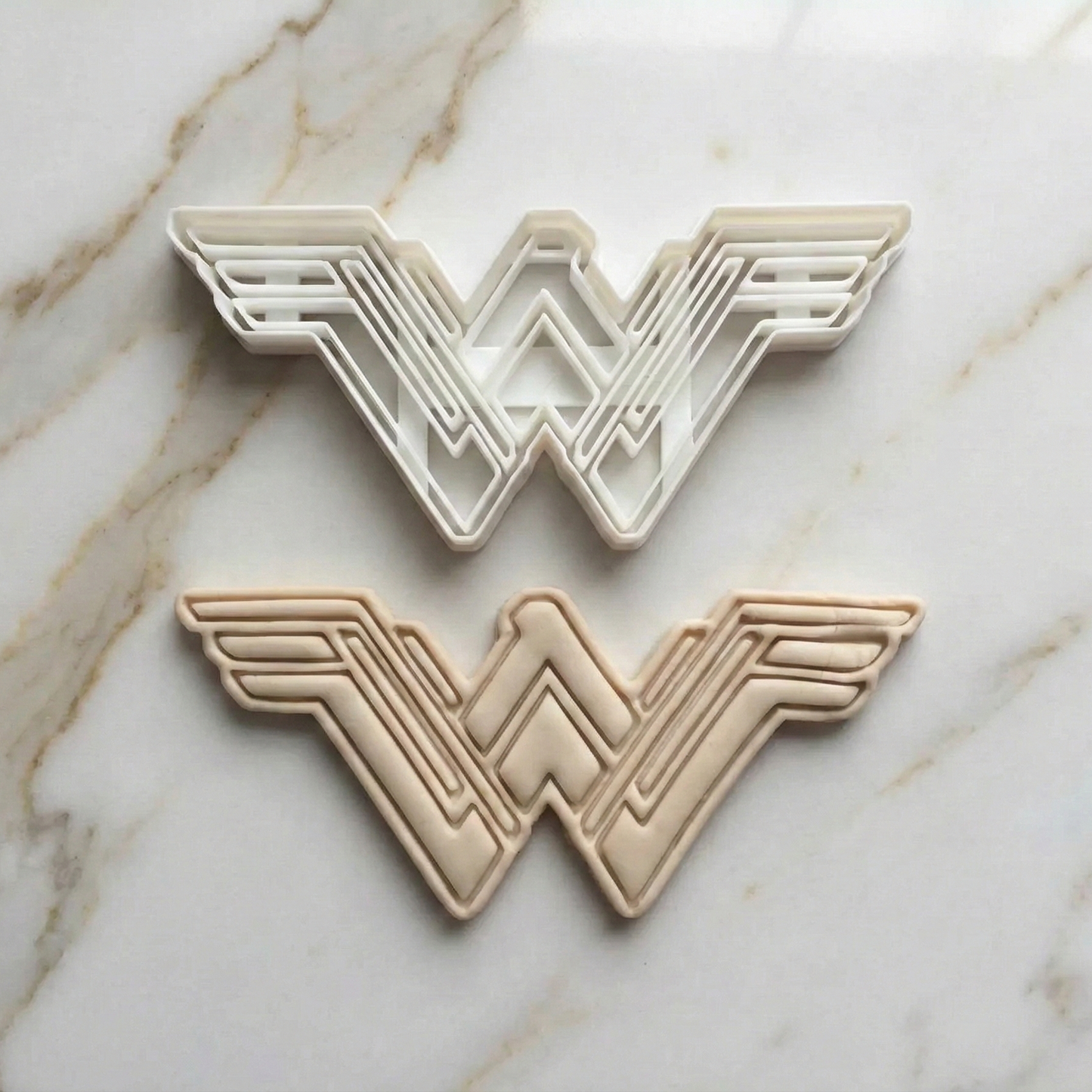 Wonderwoman Super Hero 006 Cookie Cutter Sugarcraft Cake Decorating UK Seller