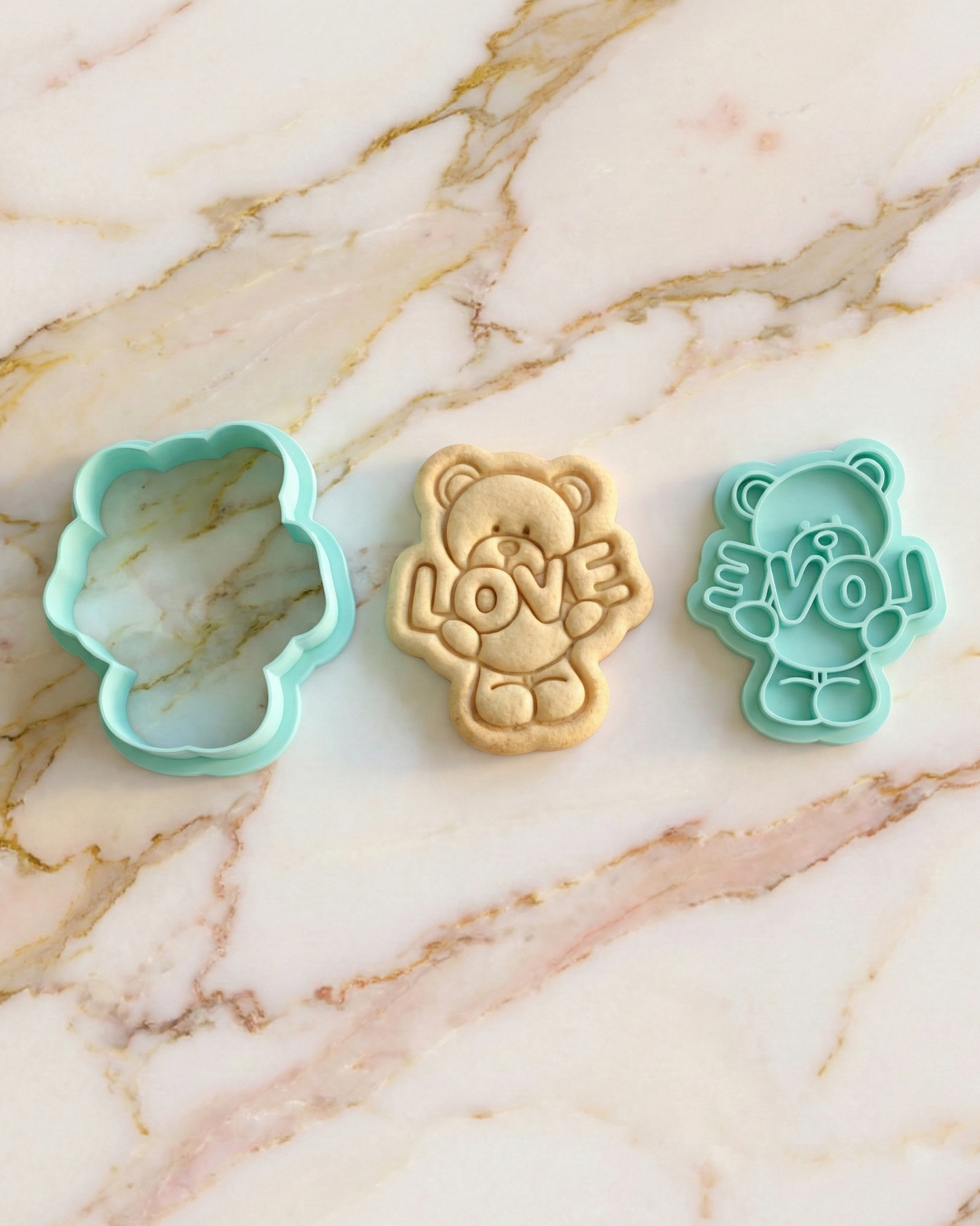 Teddy bear love - valentines - cutter + /stamp