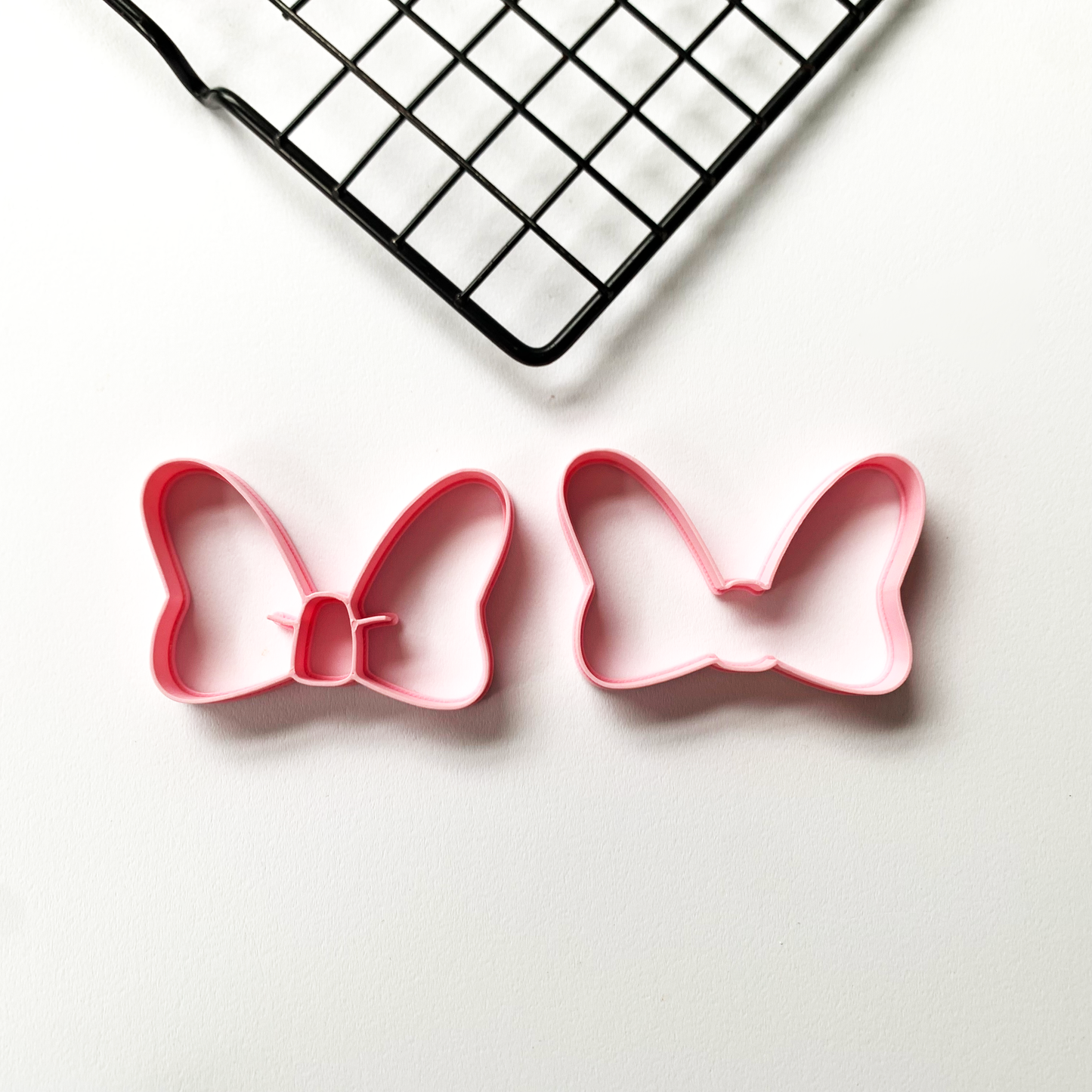 Minnie Mouse-inspired Bow Plastic Cookie Cutter Fondant Cake Decorating Cupcake MEG cookie cutters