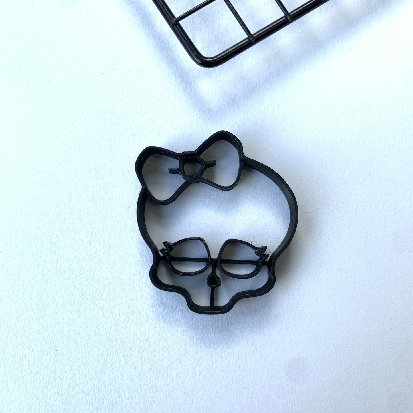 Monster High skull-INSPIRED Uk Plastic Cookie Cutter Fondant Cake Decorating Cupcake MEG cookie cutters