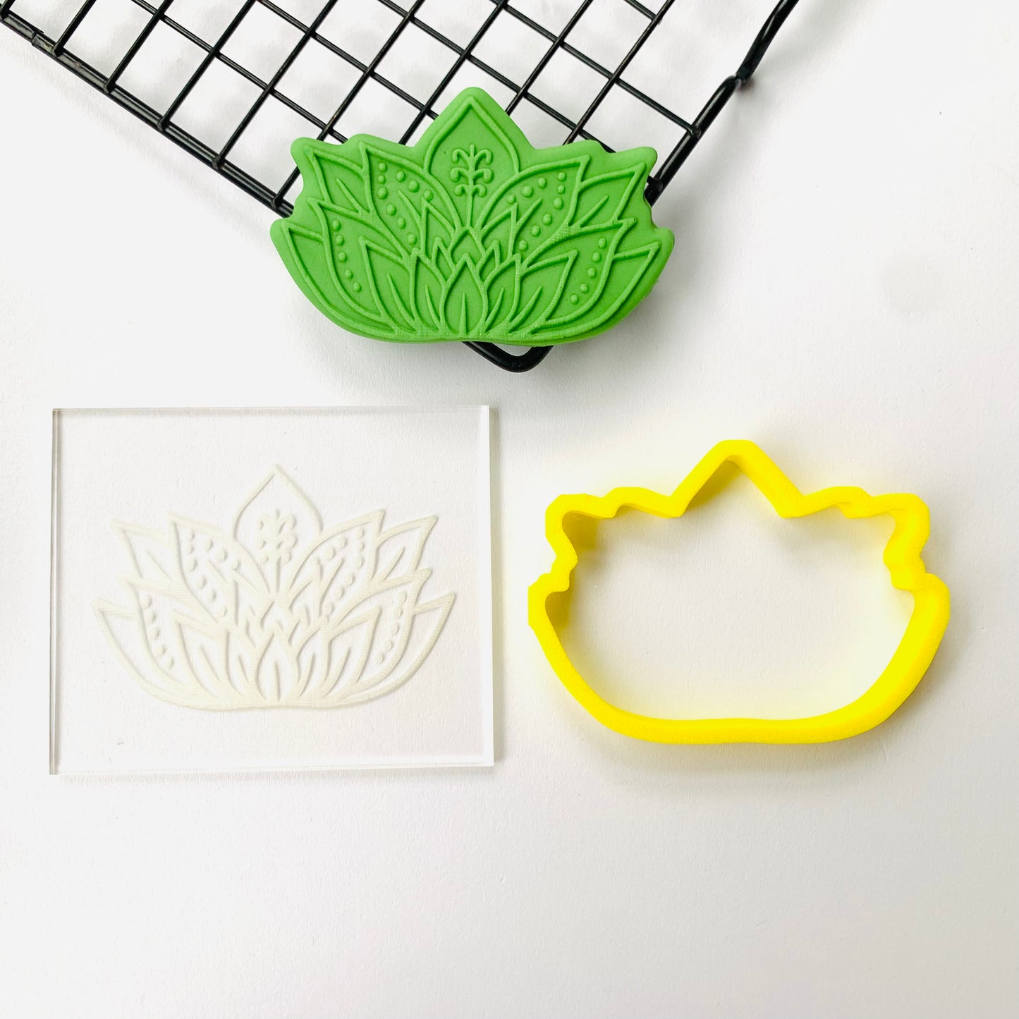 Flower mandala Diwali deboss + cutter