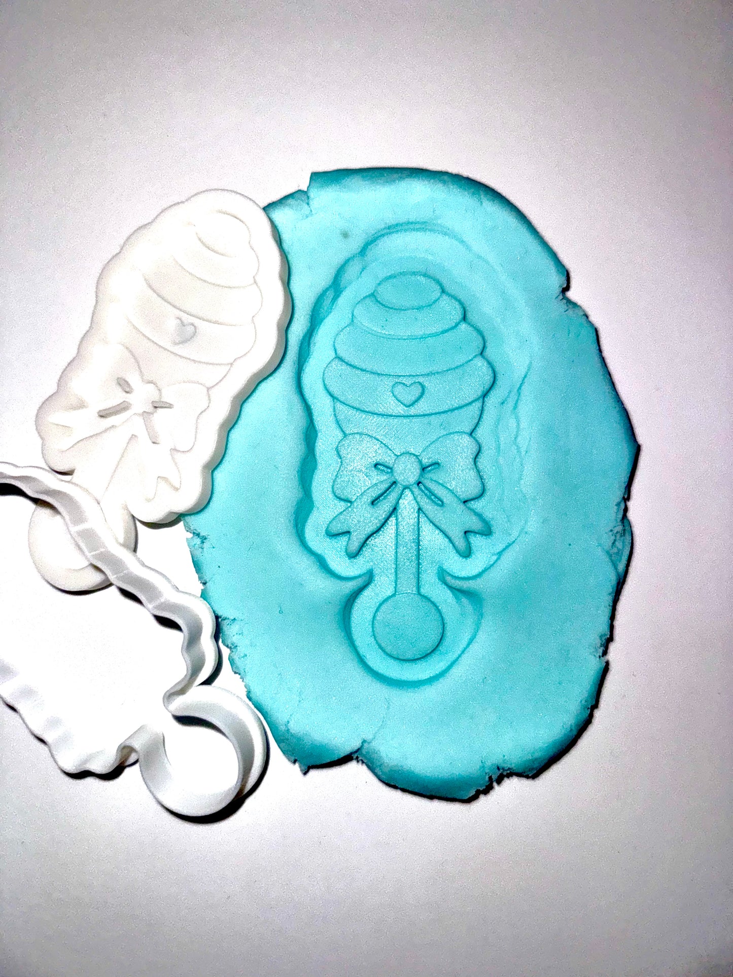 baby rattle 3D deboss + cutter - honey