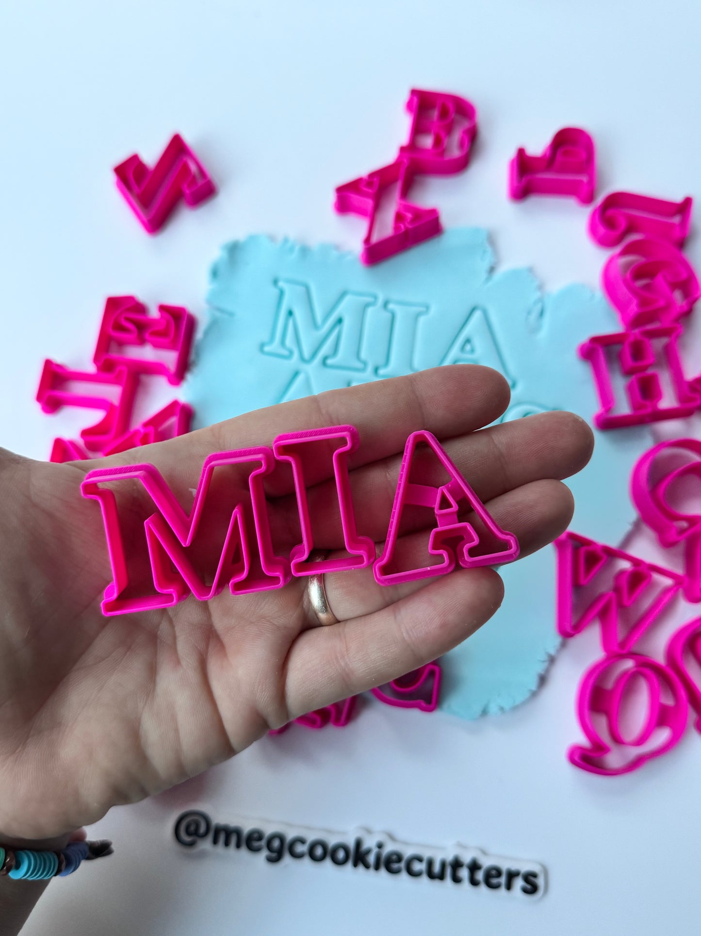 Letters Alphabet set A to Z cookie cutter - times new roman MS1025