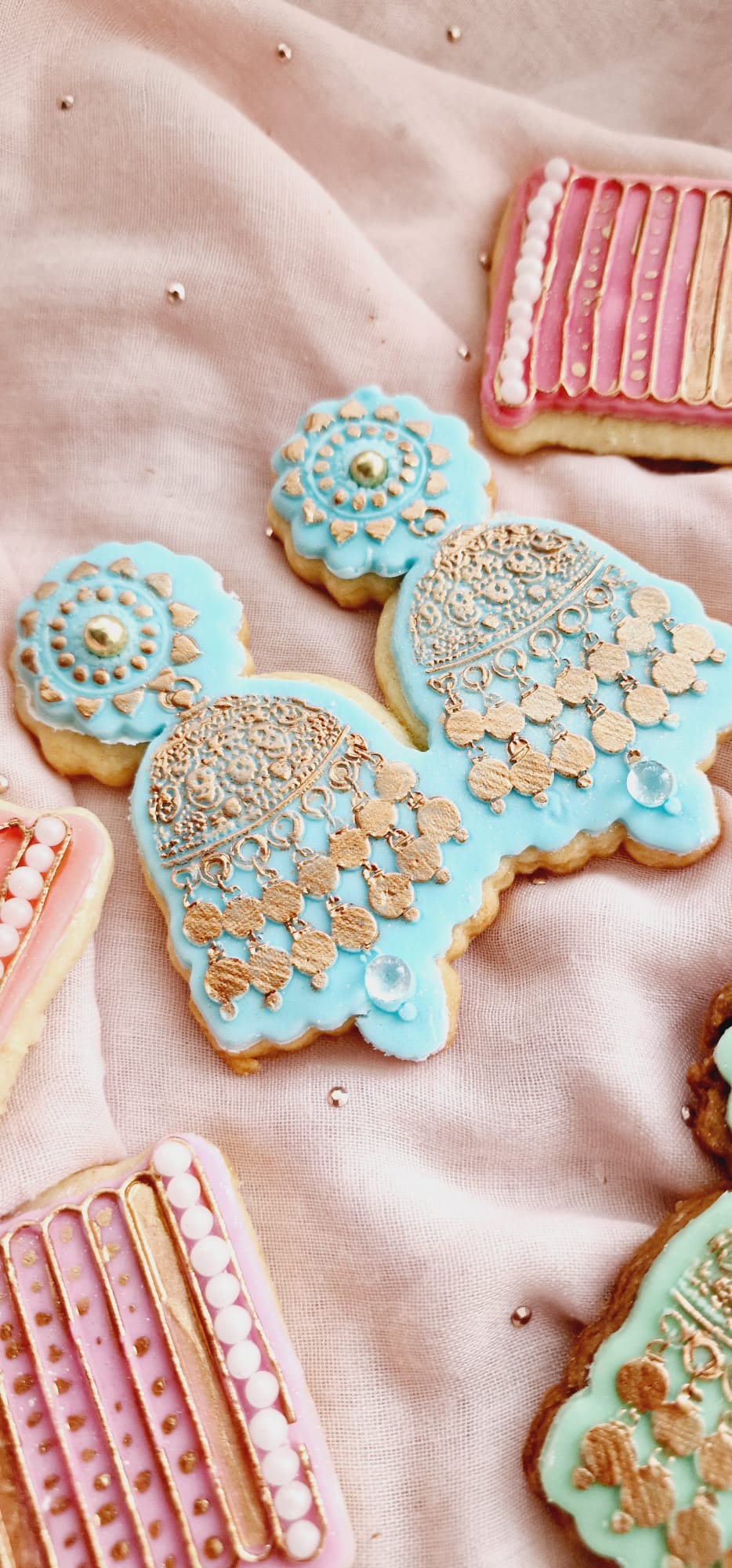 indian Mehndi style earrings Debossing + cutter MEG cookie cutters