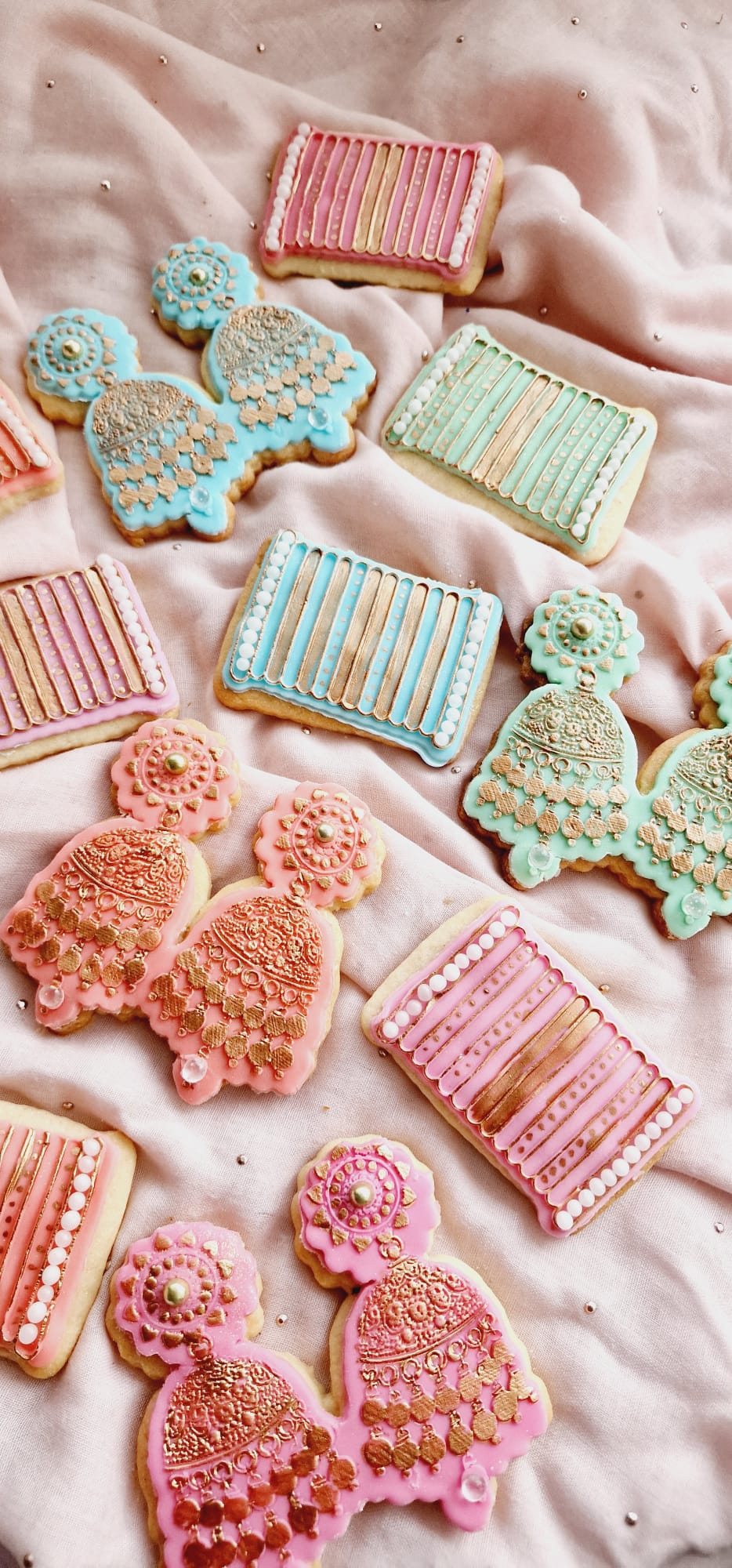 indian Mehndi style earrings Debossing + cutter MEG cookie cutters