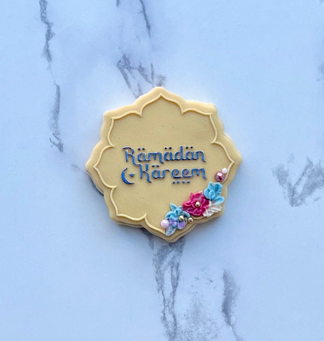 Ramadan Kareem - Ramadan / Eid deboss + cutter M1001
