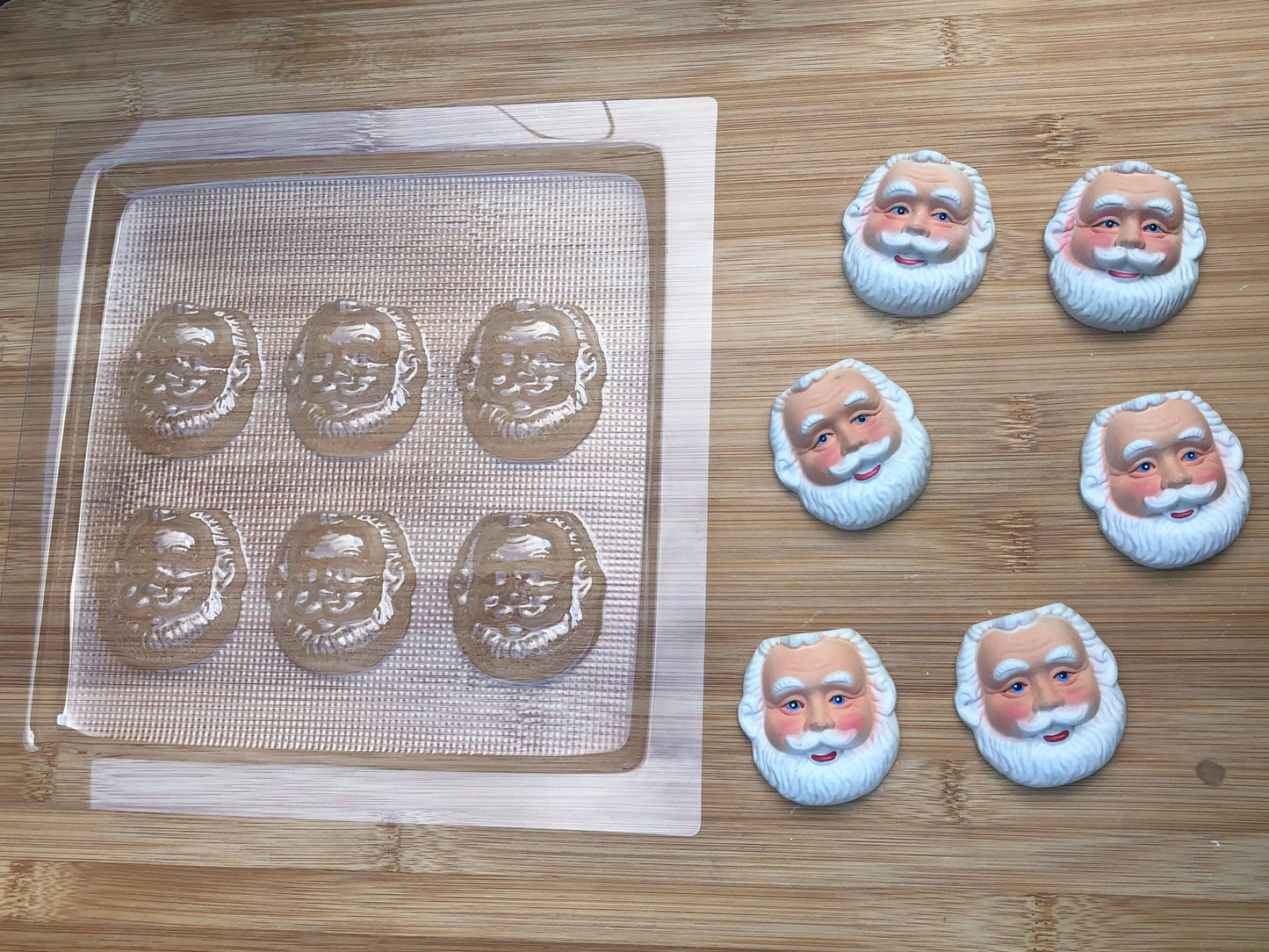 Christmas chocolate mould - 6 Santa Claus MEG cookie cutters