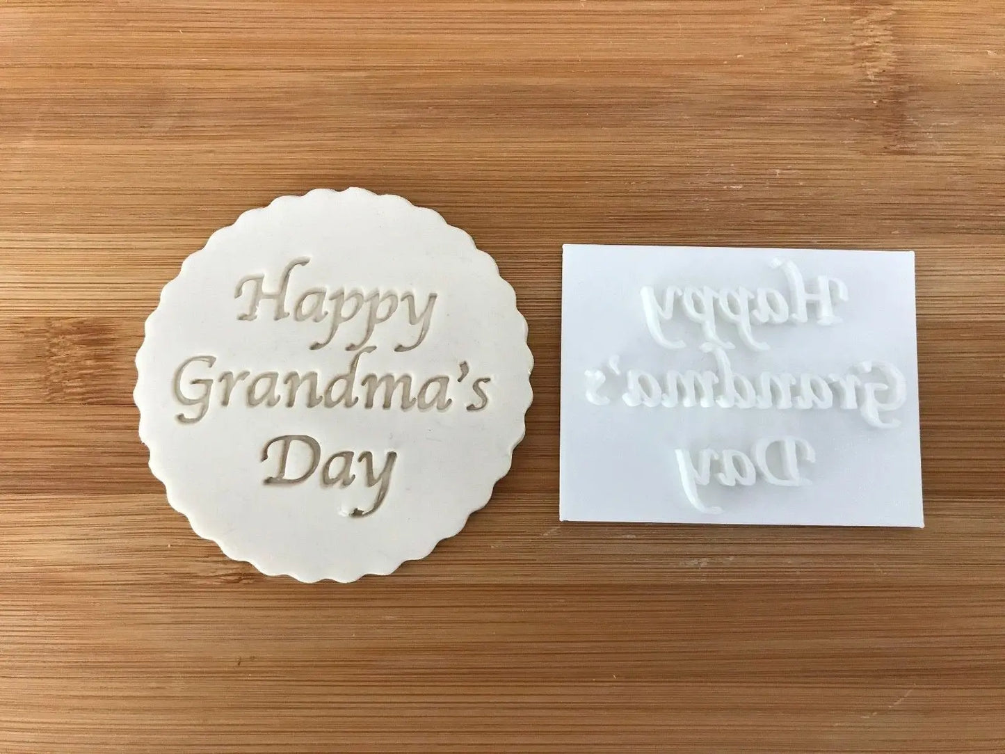 HAPPY GRANDMA'S DAY - Embossing - stamp MEG cookie cutters