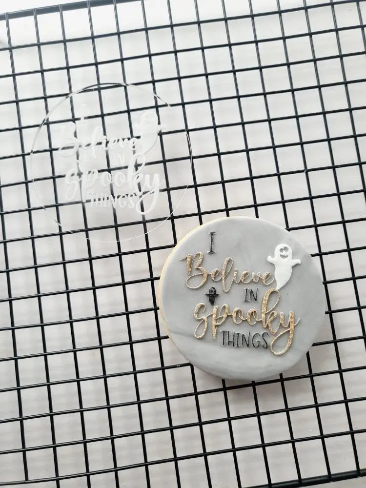 Halloween - debossing acrylic stamp 2022 - I believe in spooky things MEG cookie cutters