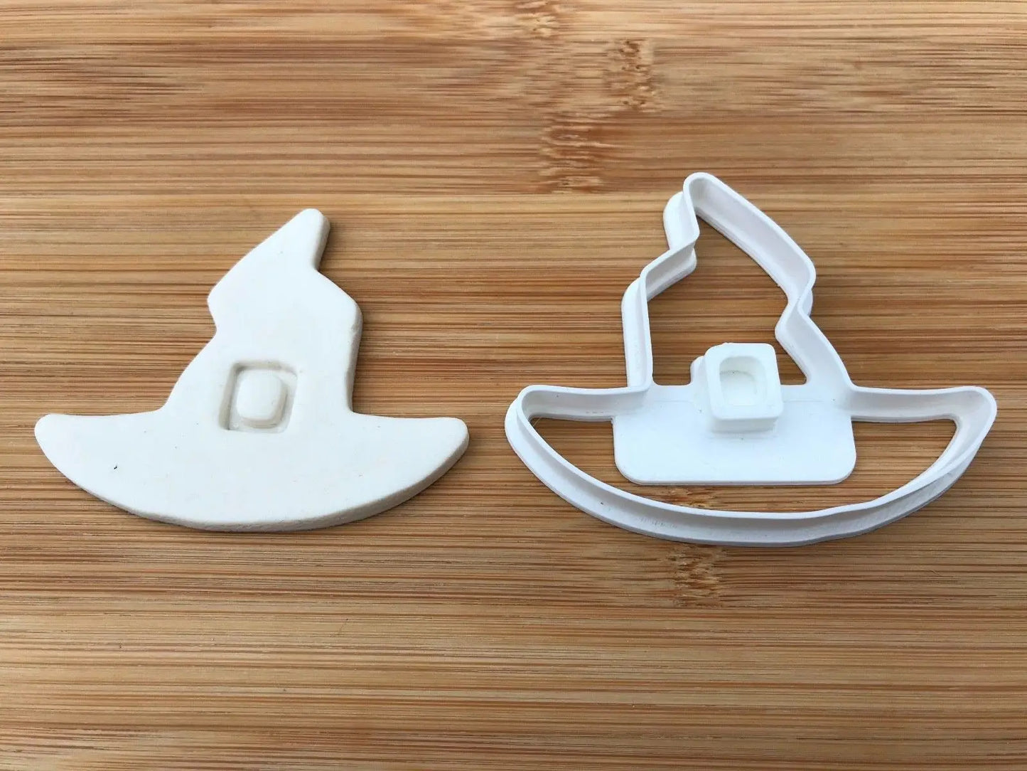 Halloween Uk Seller Plastic Biscuit Cookie Cutter Fondant Cake Decor Witch Hat MEG cookie cutters