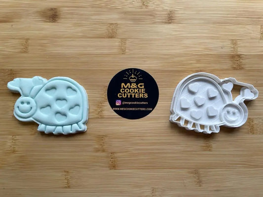 Ladybug heart - Valentines Day - Stamp + Cutter MEG cookie cutters