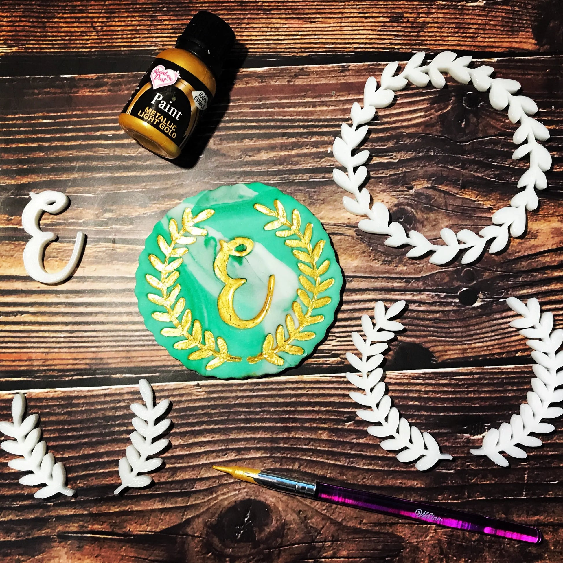 Laurel frames - Wreath - leaves - Embossing - stamps sugar paste MEG cookie cutters