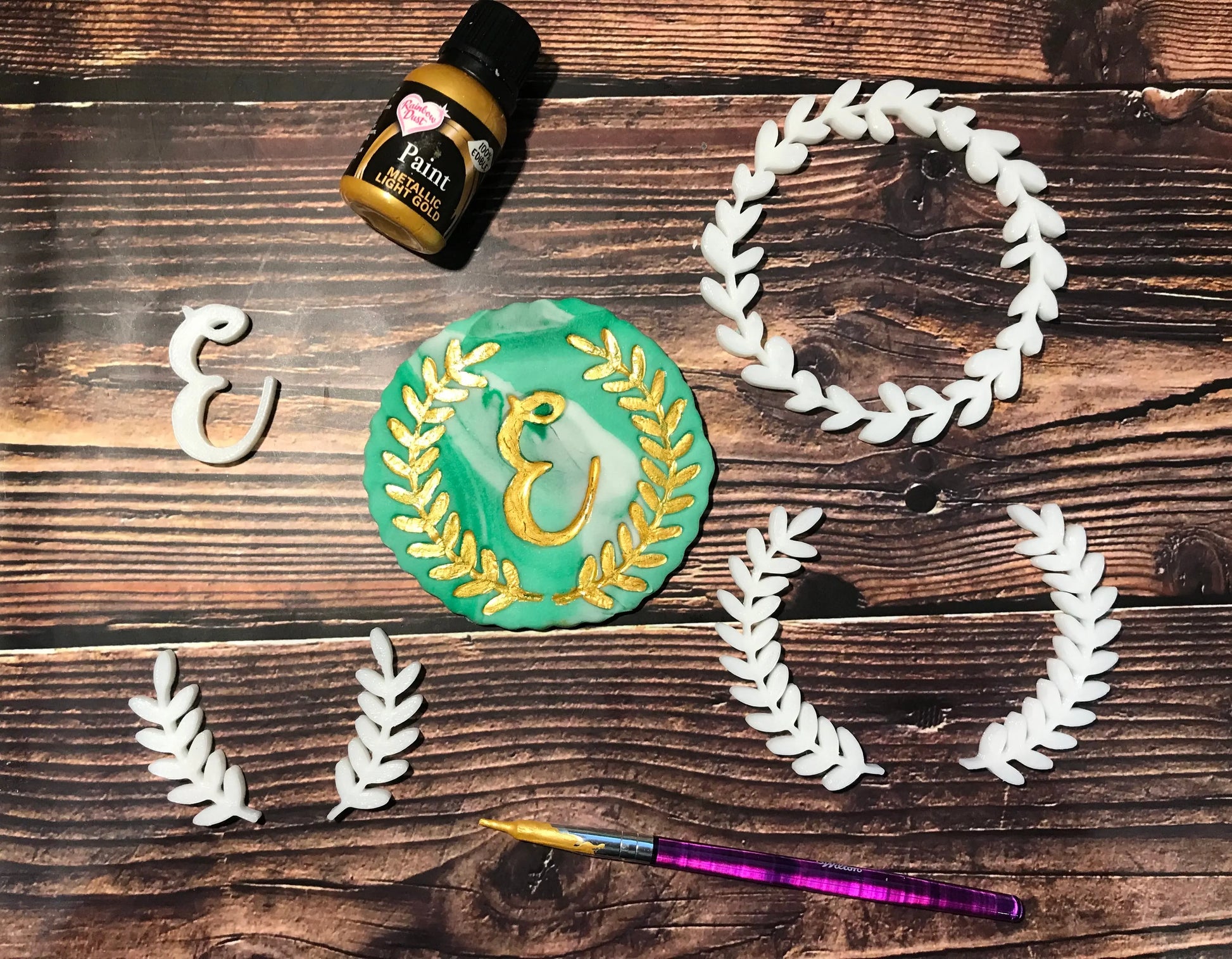 Laurel frames - Wreath - leaves - Embossing - stamps sugar paste MEG cookie cutters