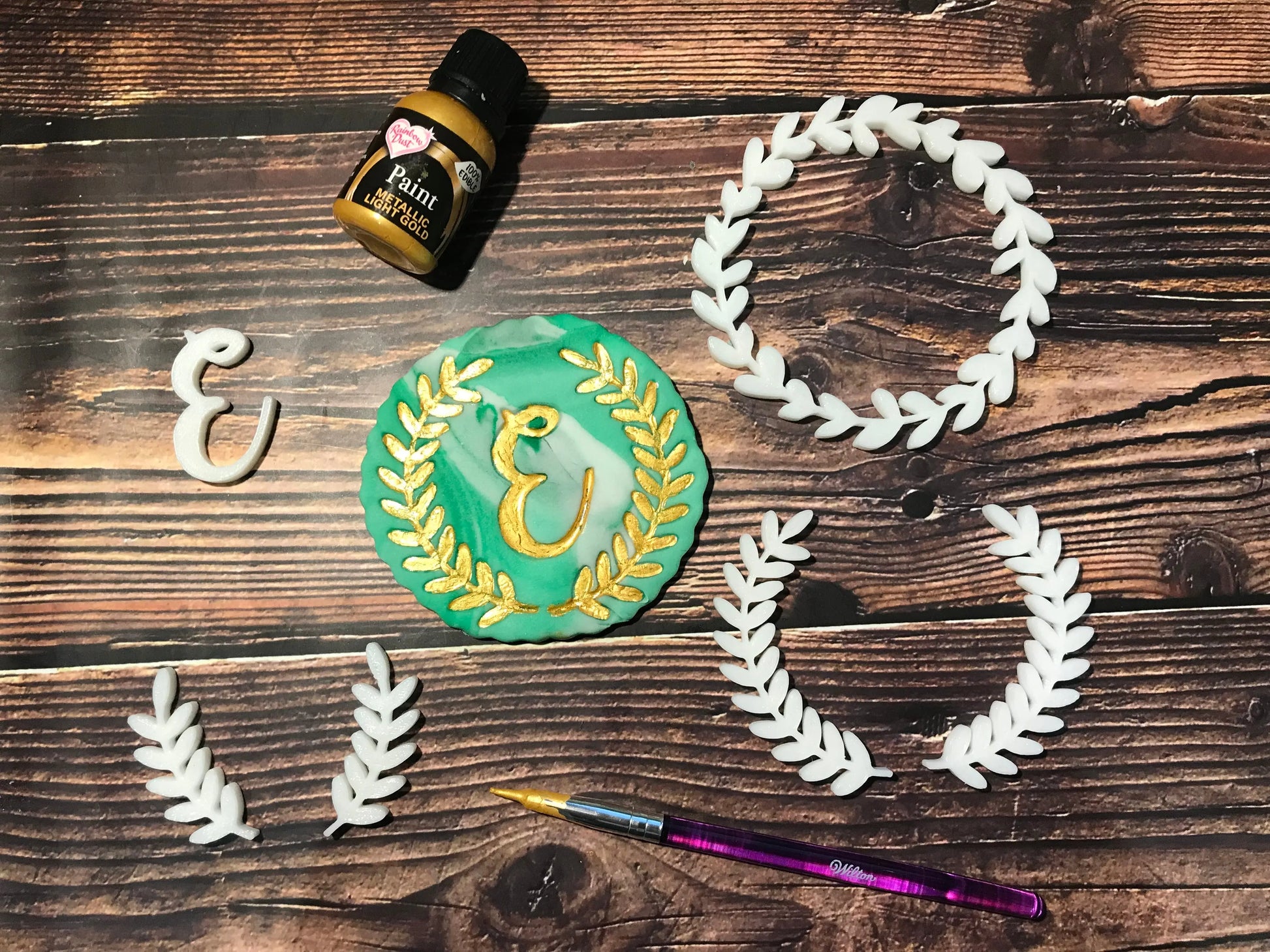 Laurel frames - Wreath - leaves - Embossing - stamps sugar paste MEG cookie cutters