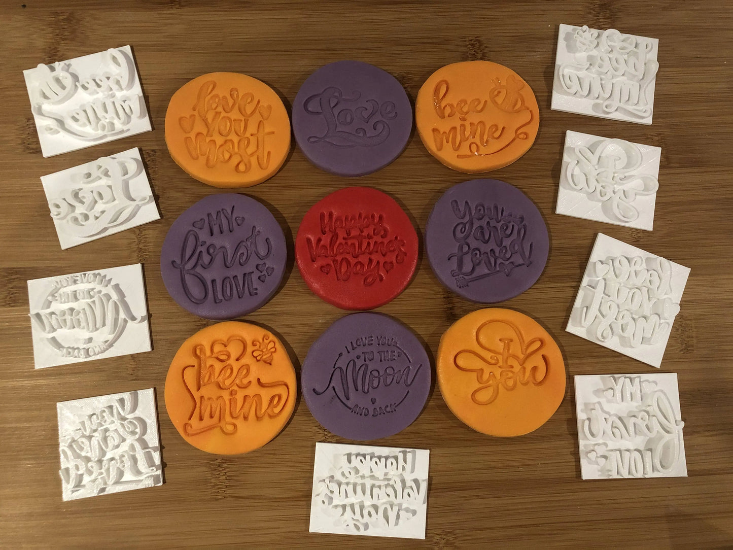 Love valentine Embossing for cupcake and cake - stamps sugar paste - saint Valentines theme stamps MEG cookie cutters