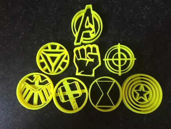 Marvel The Avengers Cake Decoration Cookie cutters fondant Topping UK seller MEG cookie cutters