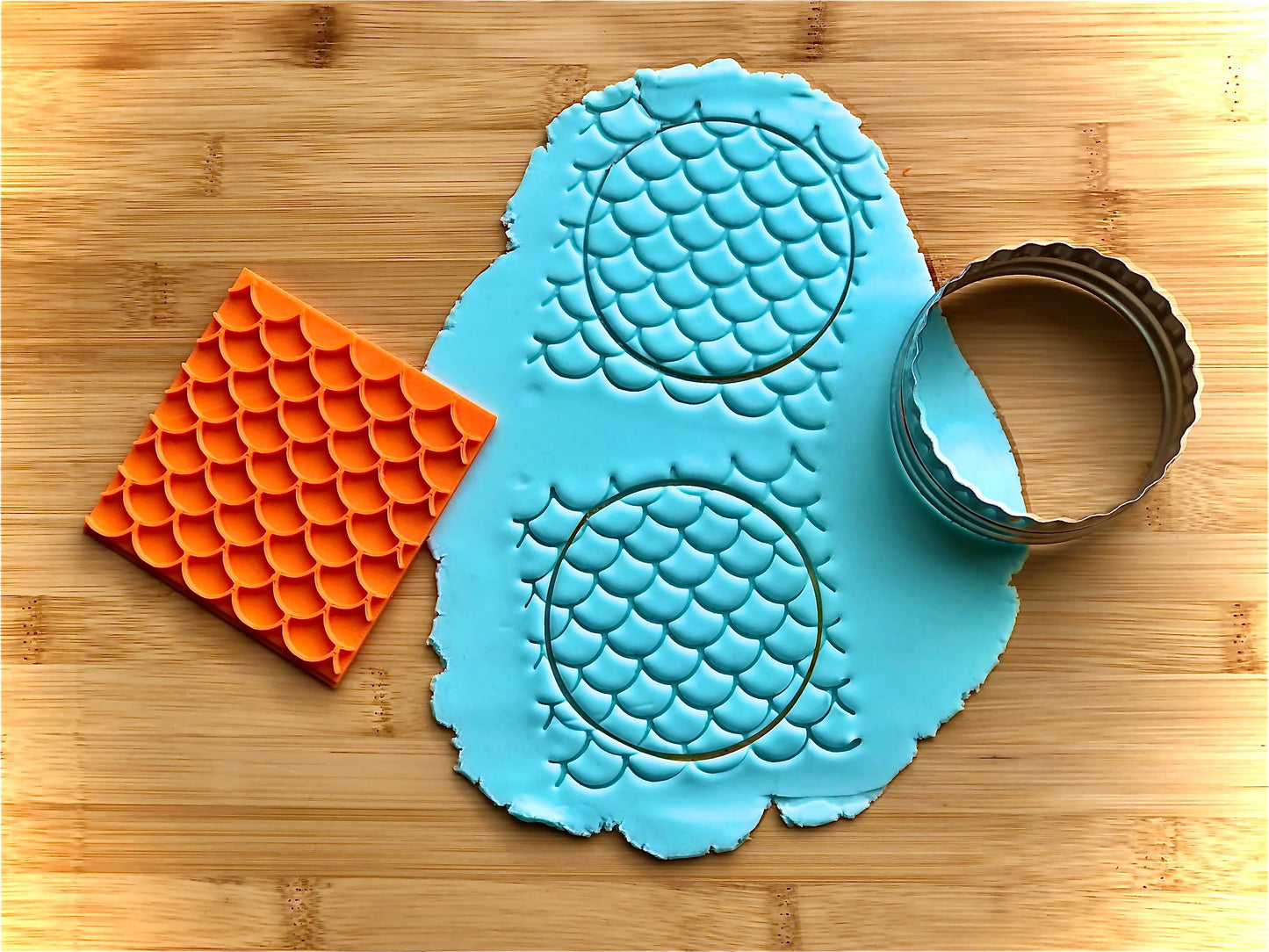 Mermaid scale - Embossing for cupcake- stamps sugar paste MEG cookie cutters