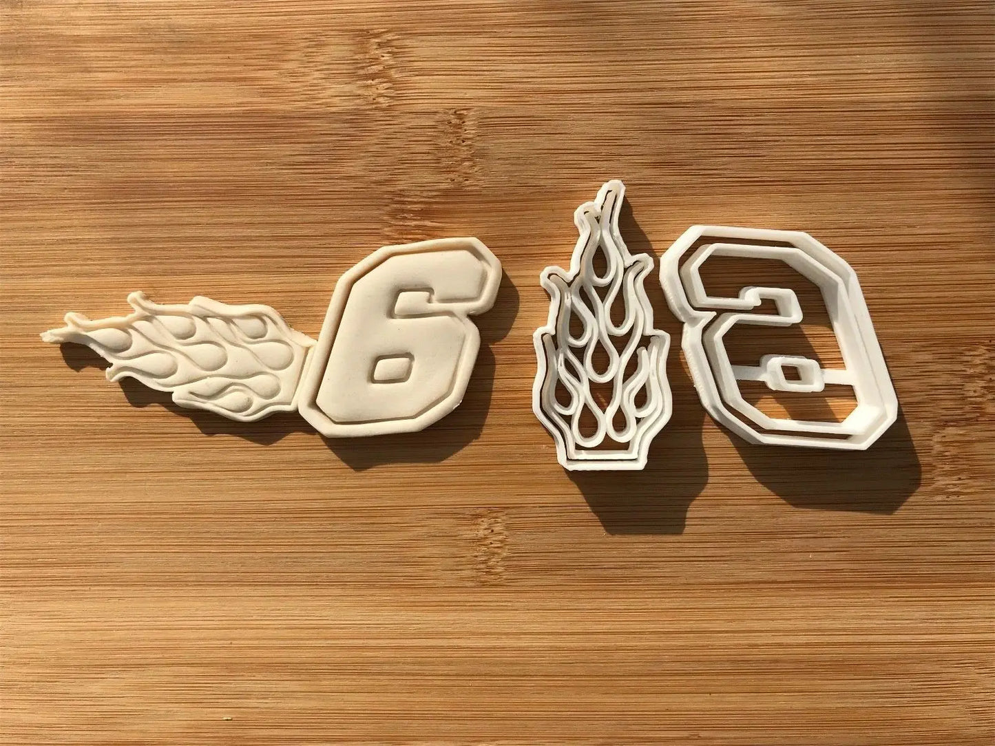 Six 6 Racing Number Digit Cookie Cutter Dough Biscuit Pastry Fondant MEG cookie cutters