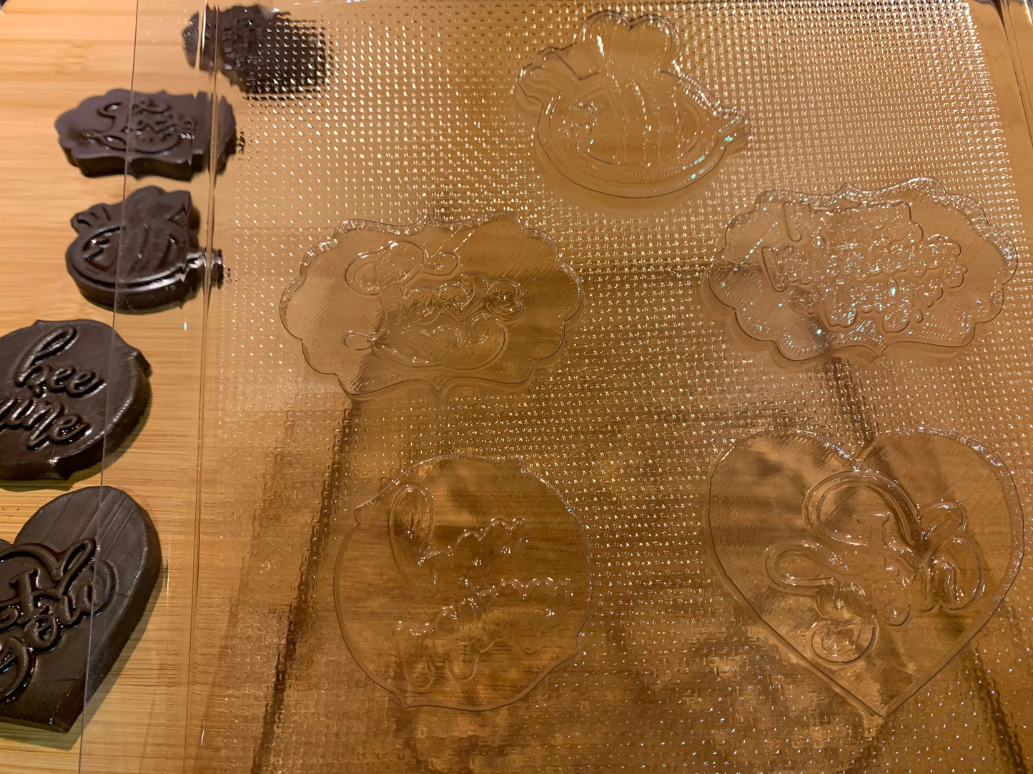 St. valentine - Chocolate mould - Love Chocolates MEG cookie cutters