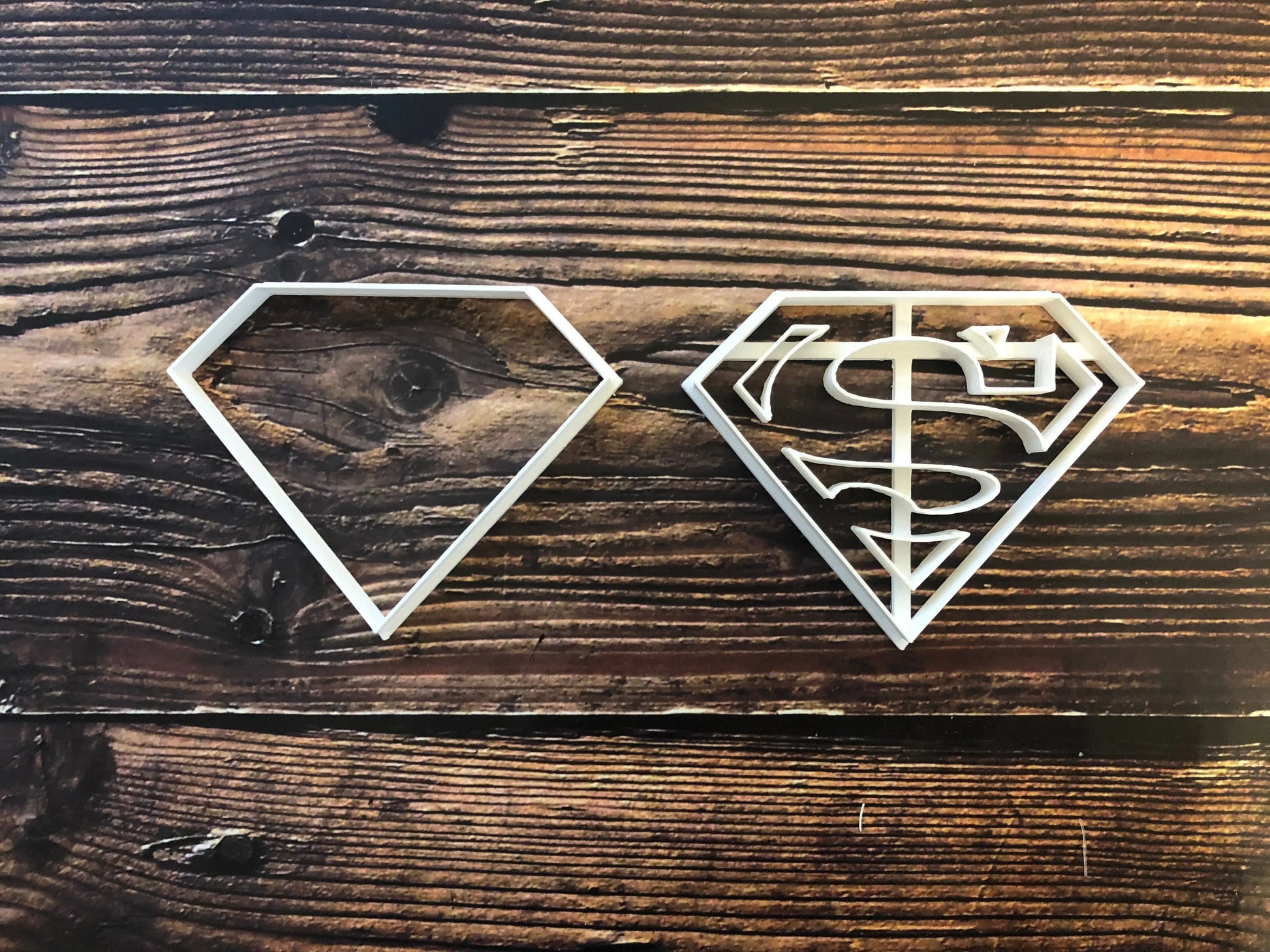 Superman Super Hero Cookie Cutter Sugarcraft Cake Decor fondant UK Seller MEG cookie cutters