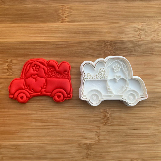 Valentine's gnome 6 - cutter + stamp MEG cookie cutters