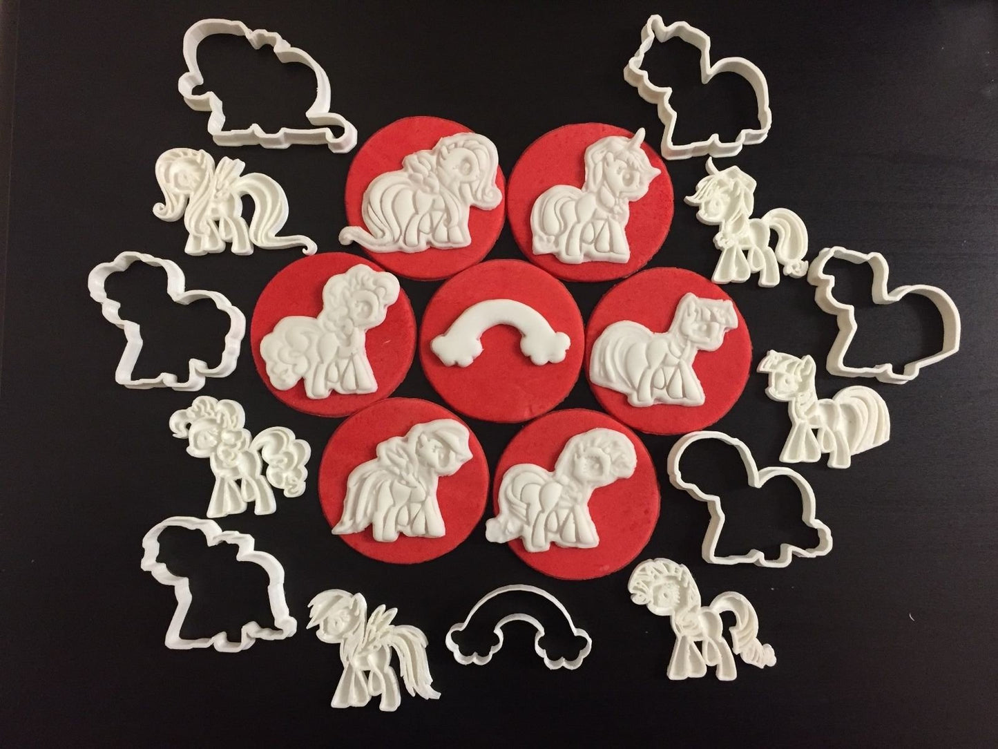 Little Pony cupcake 002 cookie cutter cupcake set cake decoration MEG cookie cutters