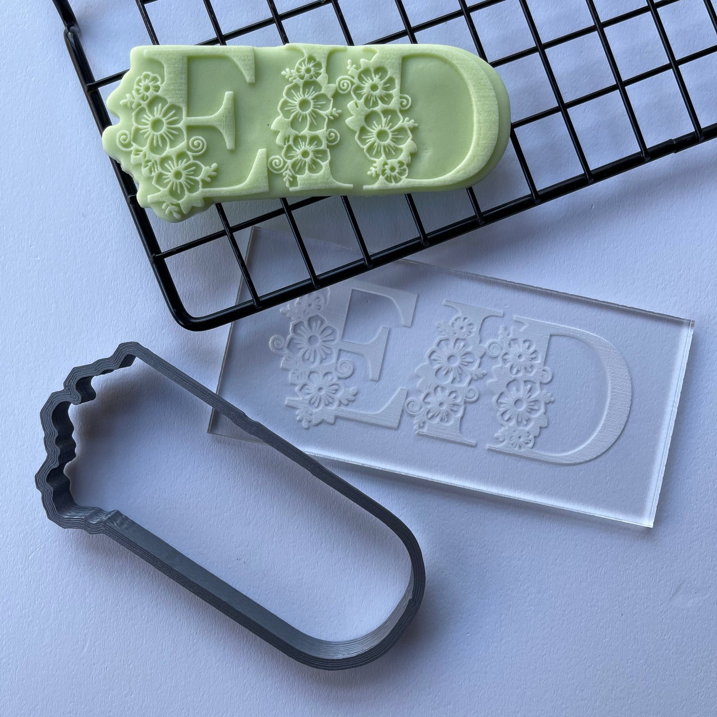 Eid flowers Deboss + cutter MEG cookie cutters