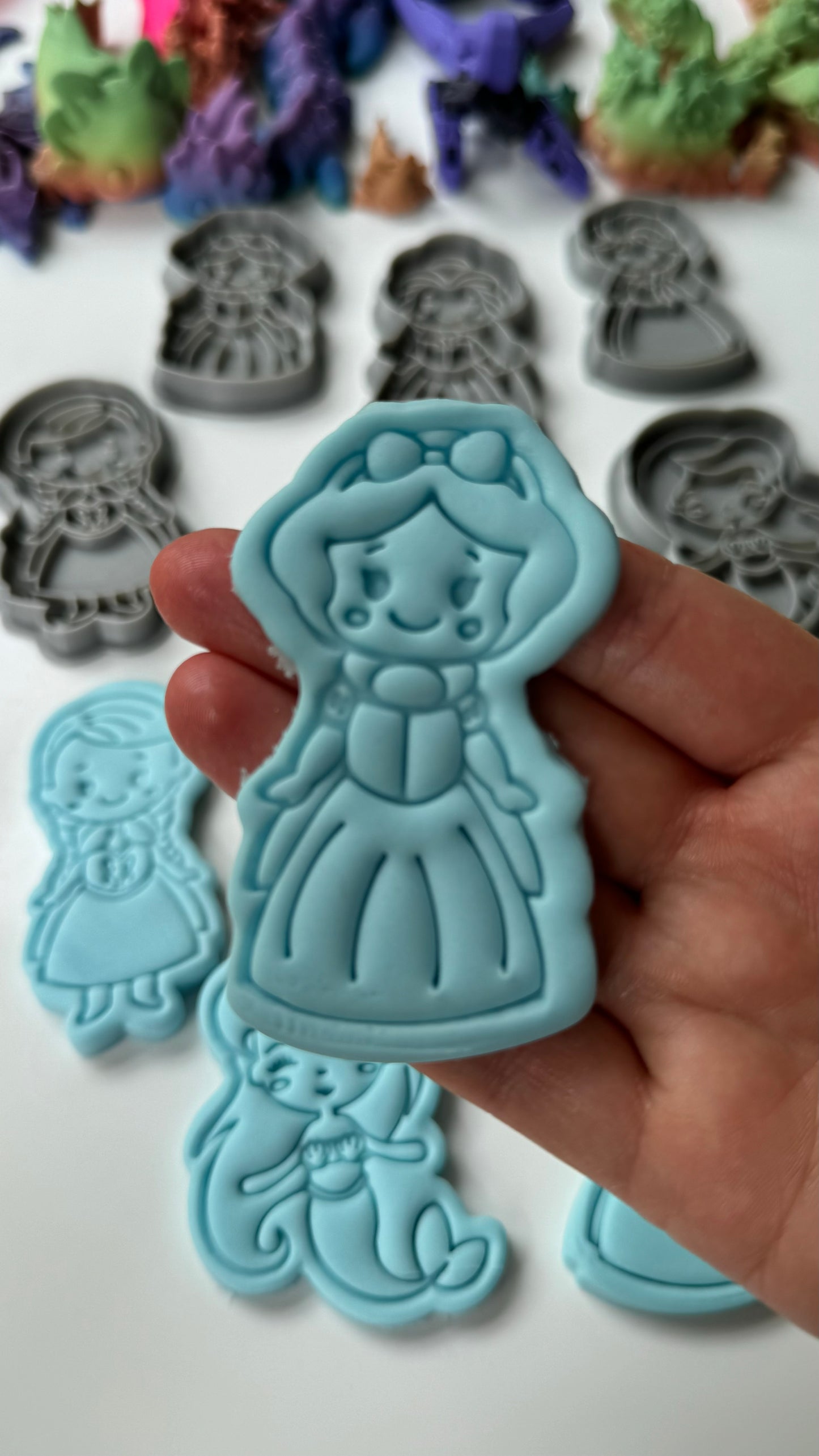 Princess dress cutter + stamp